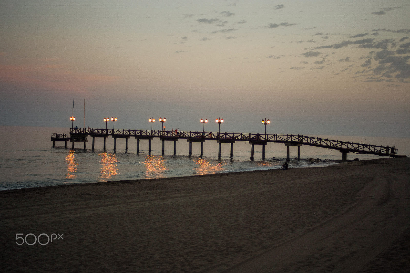 Canon EOS 6D + Canon EF 28-80mm f/3.5-5.6 sample photo. The small pier photography