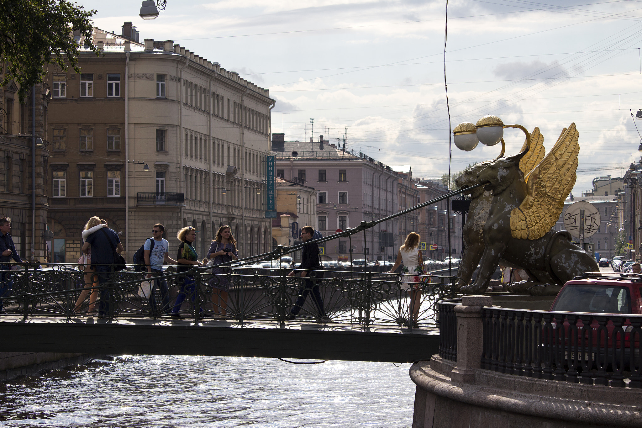 Canon EF-S 55-250mm F4-5.6 IS STM sample photo. St petersburg bridge photography