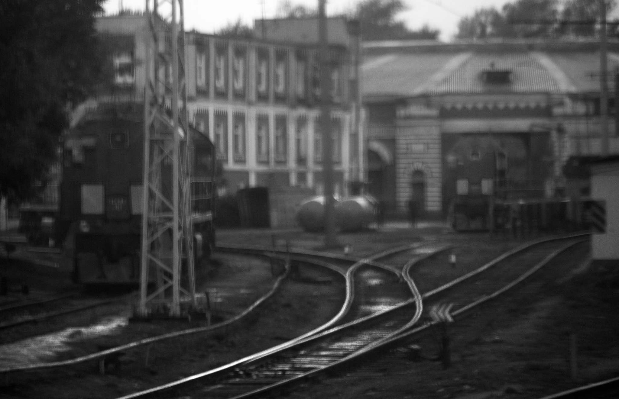 Canon EF-S 55-250mm F4-5.6 IS STM sample photo. Russian railway station photography