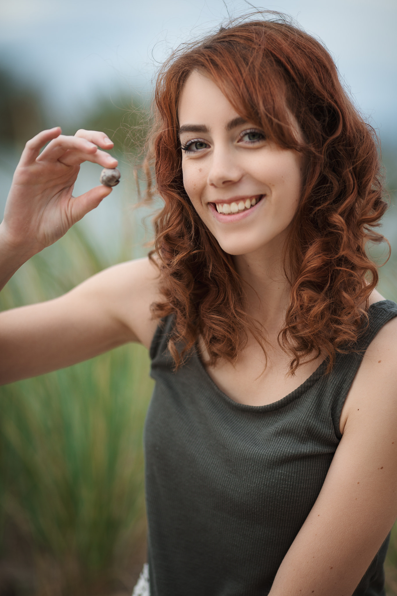 Canon EOS-1D X + Canon EF 135mm F2L USM sample photo. She is smiling photography