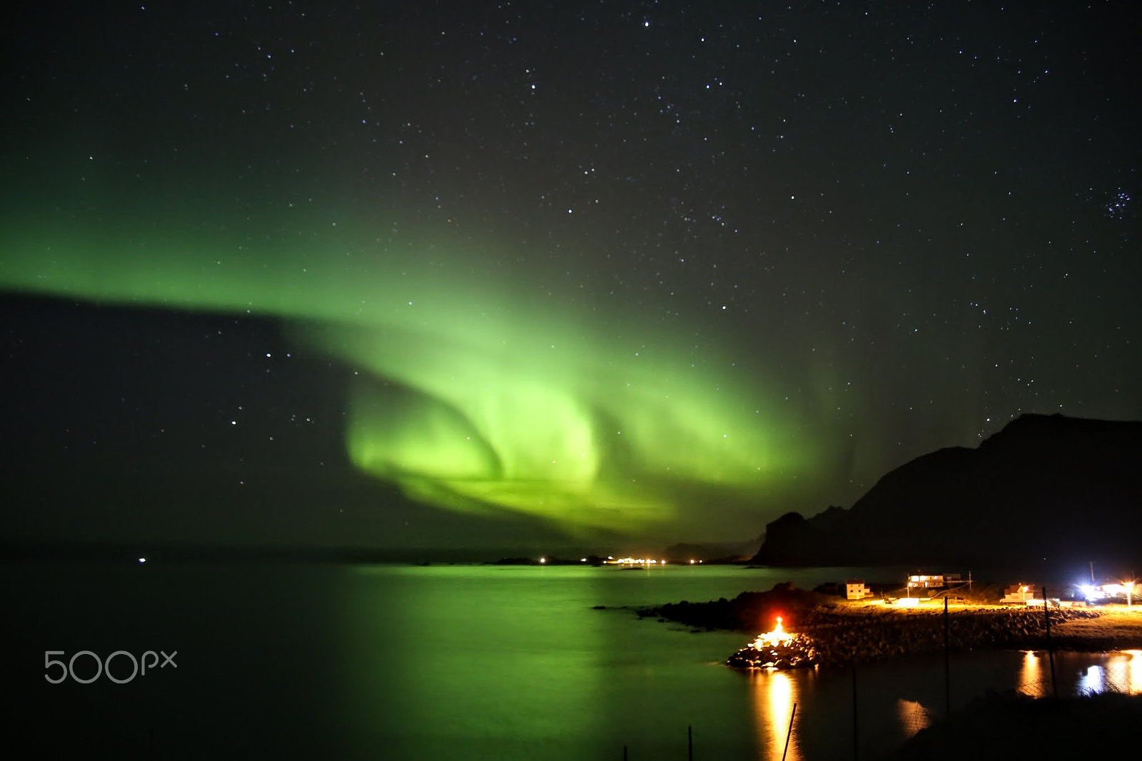 Canon EOS 6D + Canon EF 28-80mm f/3.5-5.6 USM sample photo. Aurora above hovden. photography