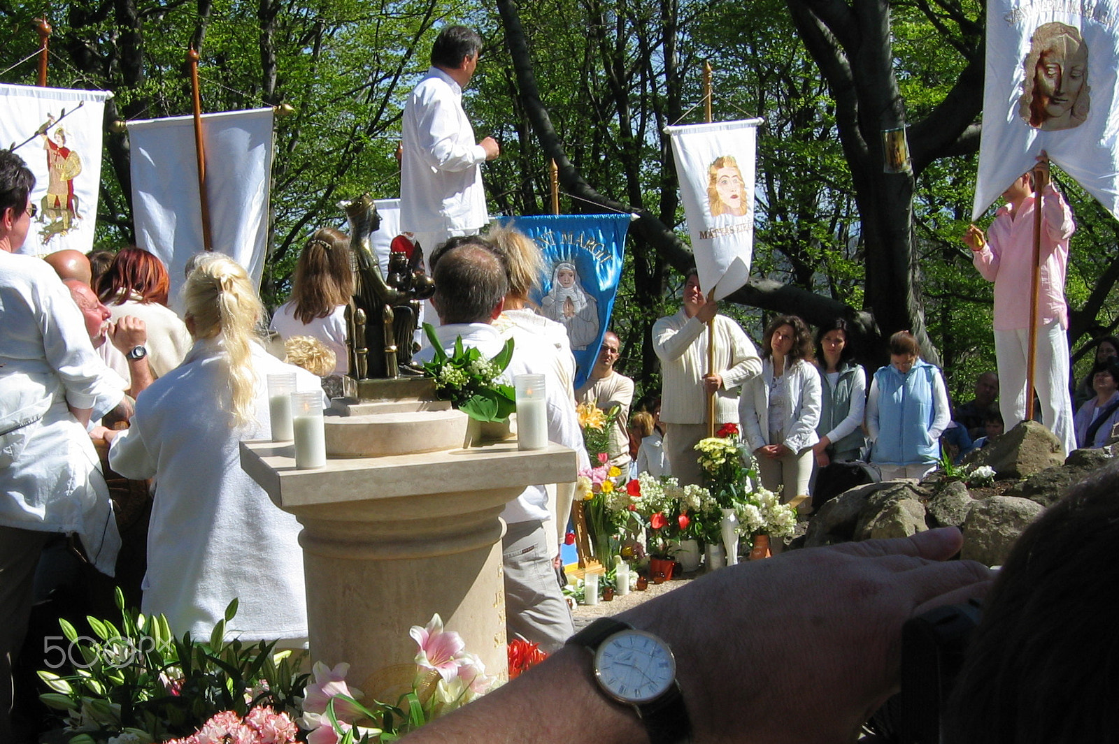 Canon POWERSHOT A80 sample photo. Ceremony in the forest photography