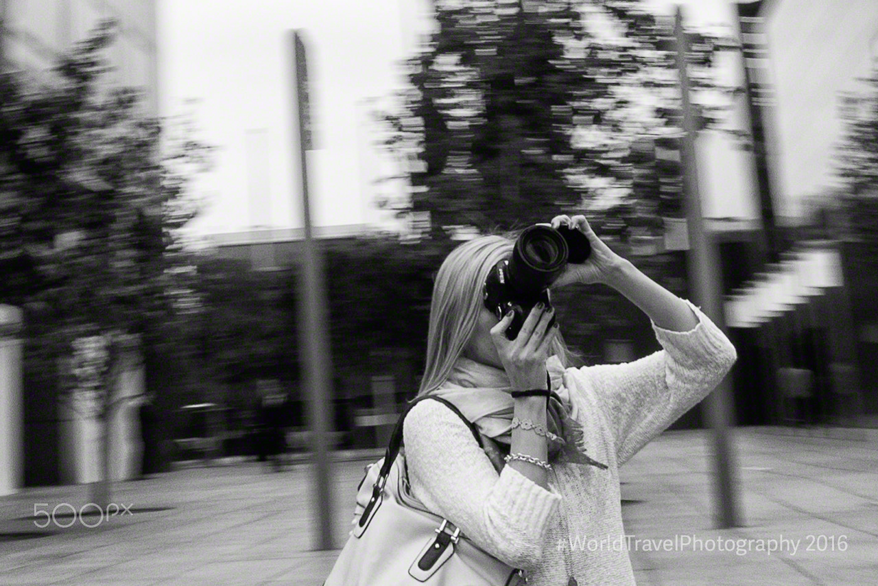 Sony a99 II sample photo. Young woman in l.a. photography