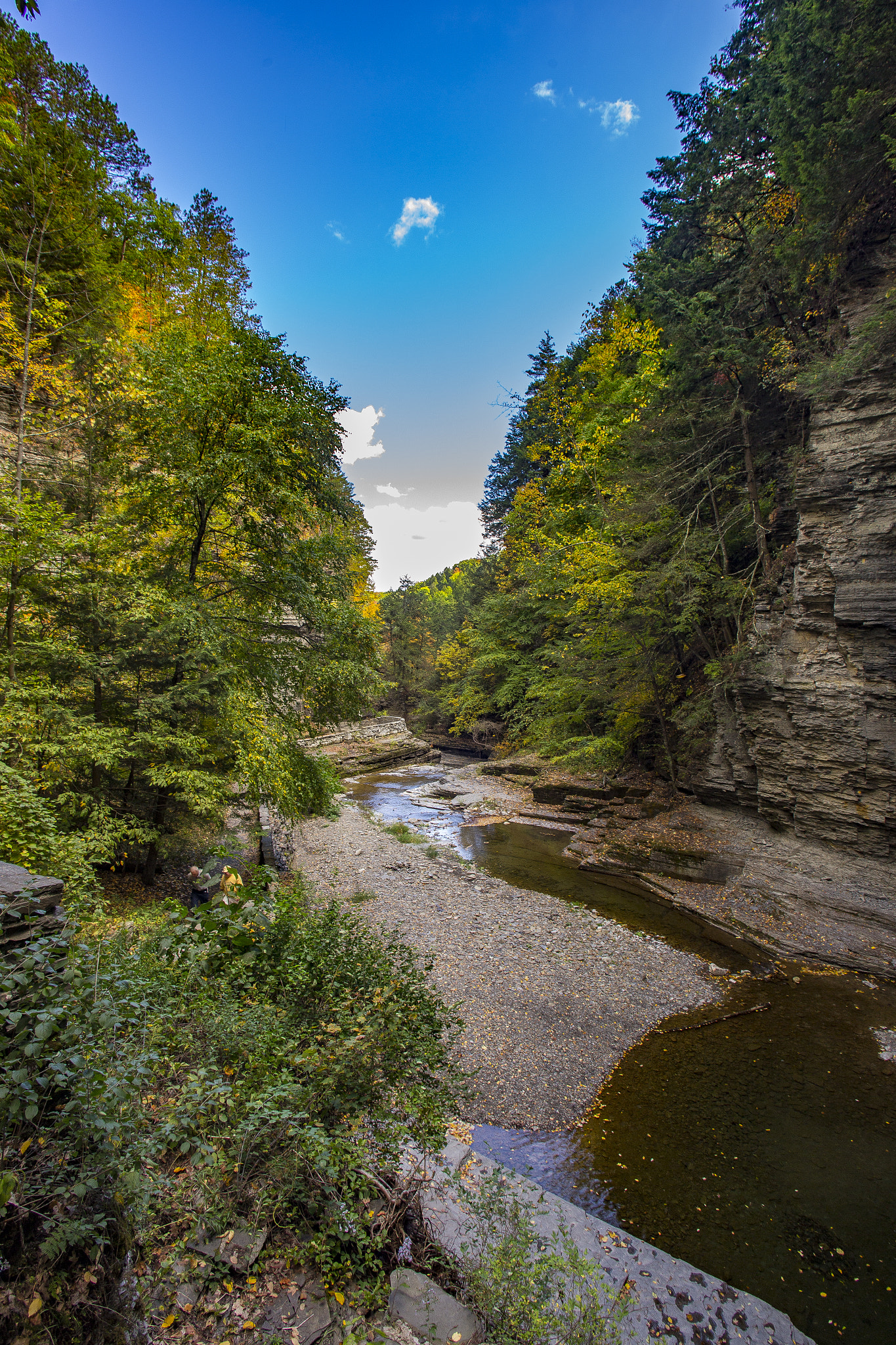 Canon EOS 6D + Canon EF 20-35mm F3.5-4.5 USM sample photo. Out the gorge photography