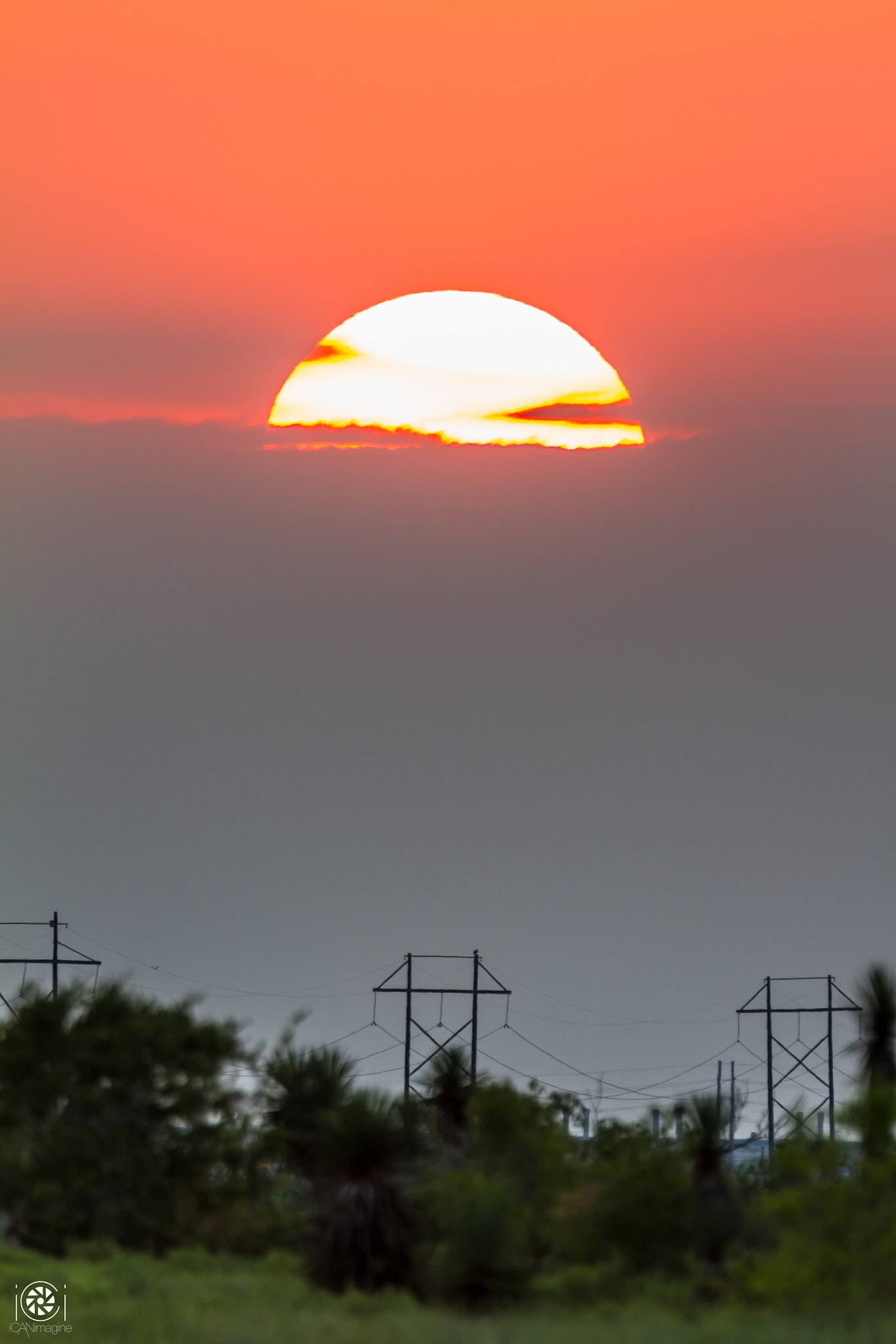 Canon EF 500mm F4L IS USM sample photo. Power lines photography
