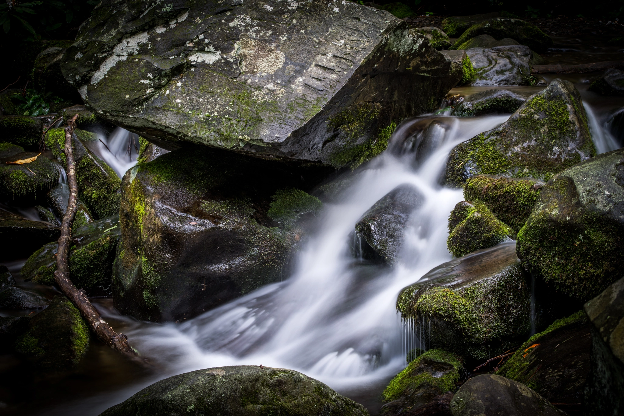 Pentax K-1 sample photo. Rocks and water photography