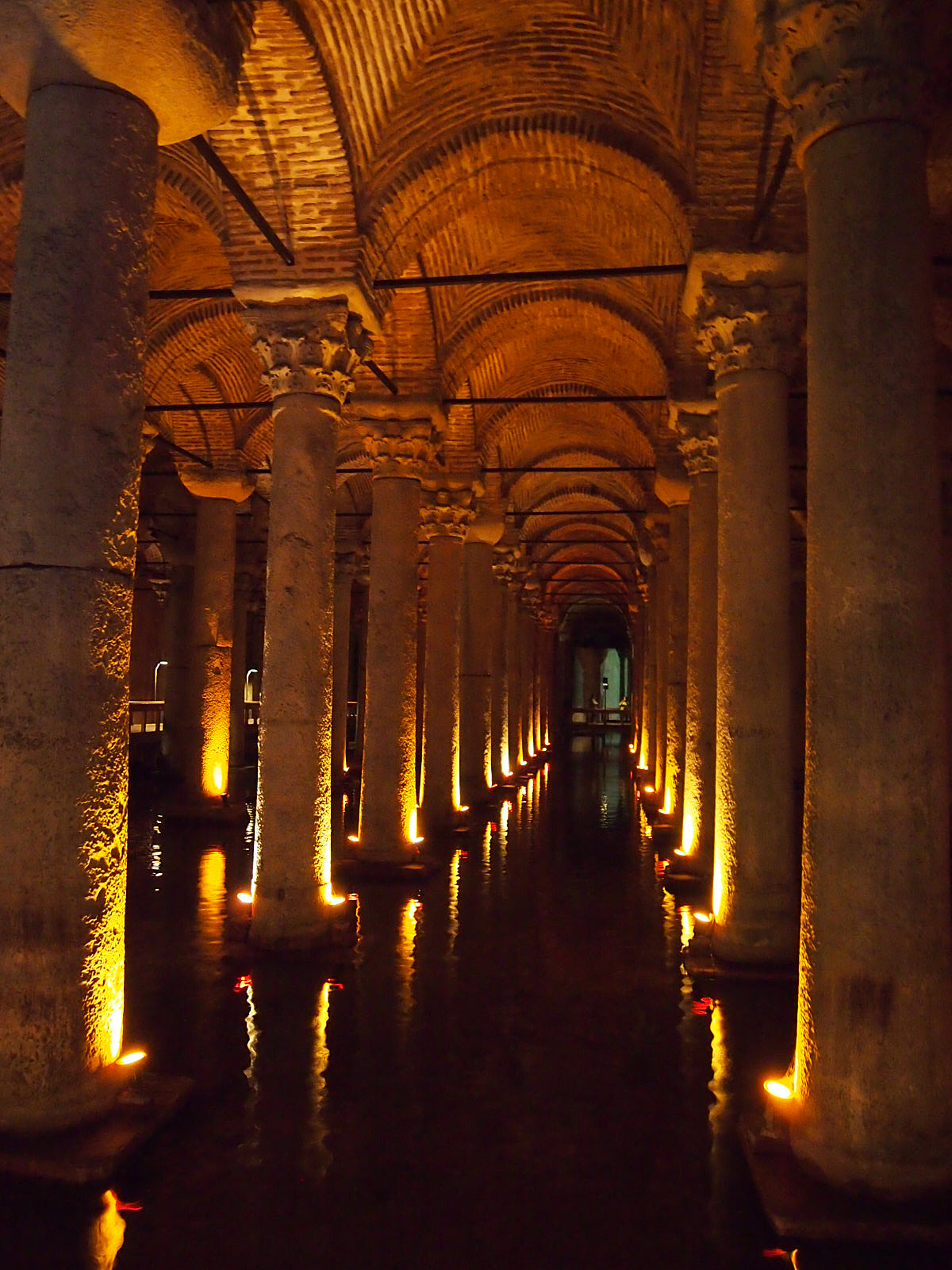 Olympus PEN E-P3 + Olympus M.Zuiko Digital 14-42mm F3.5-5.6 II R sample photo. Mystic underground city in istanbul photography