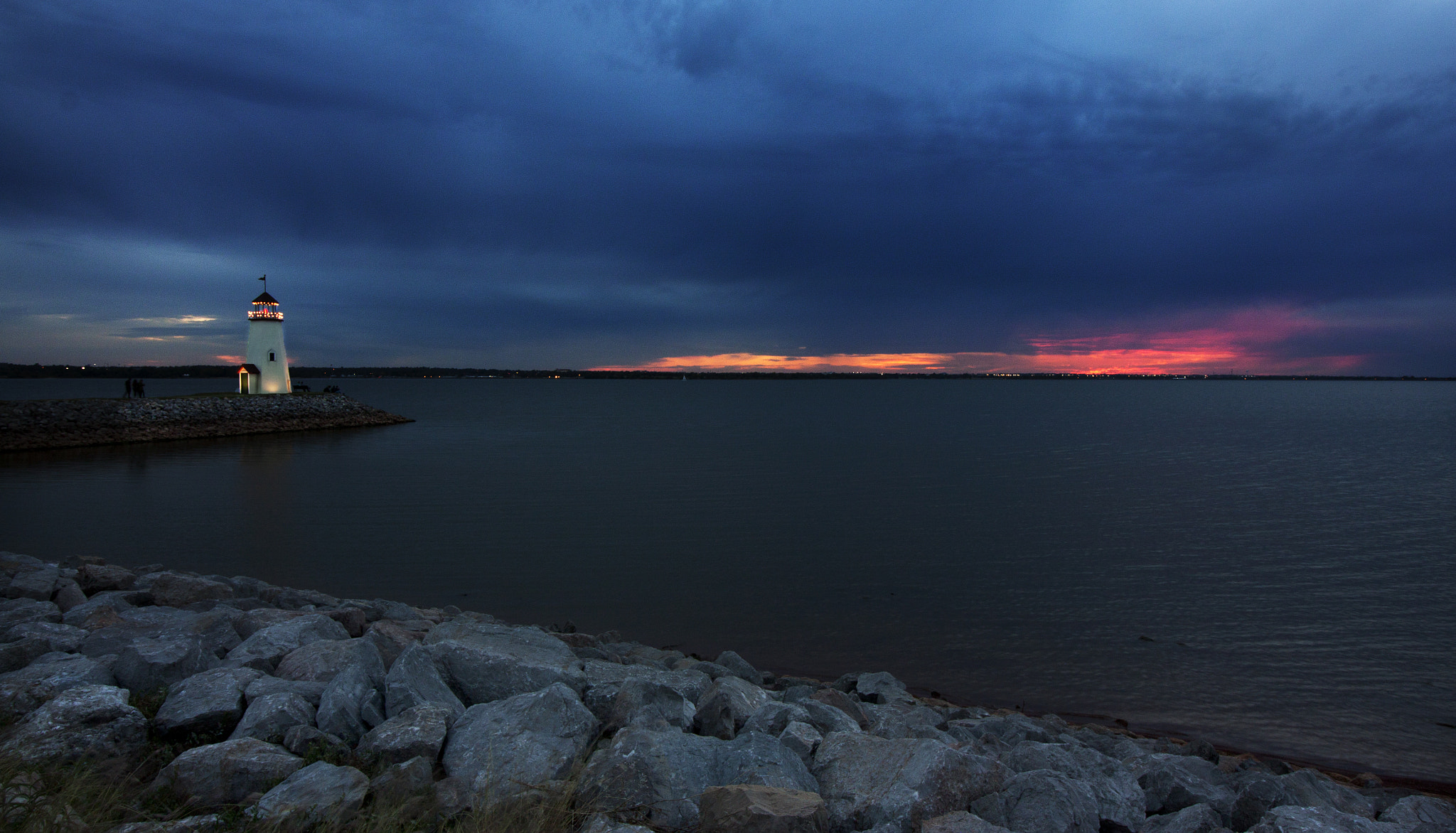 Canon EOS 500D (EOS Rebel T1i / EOS Kiss X3) + Canon EF-S 10-18mm F4.5–5.6 IS STM sample photo. Lakehefner photography