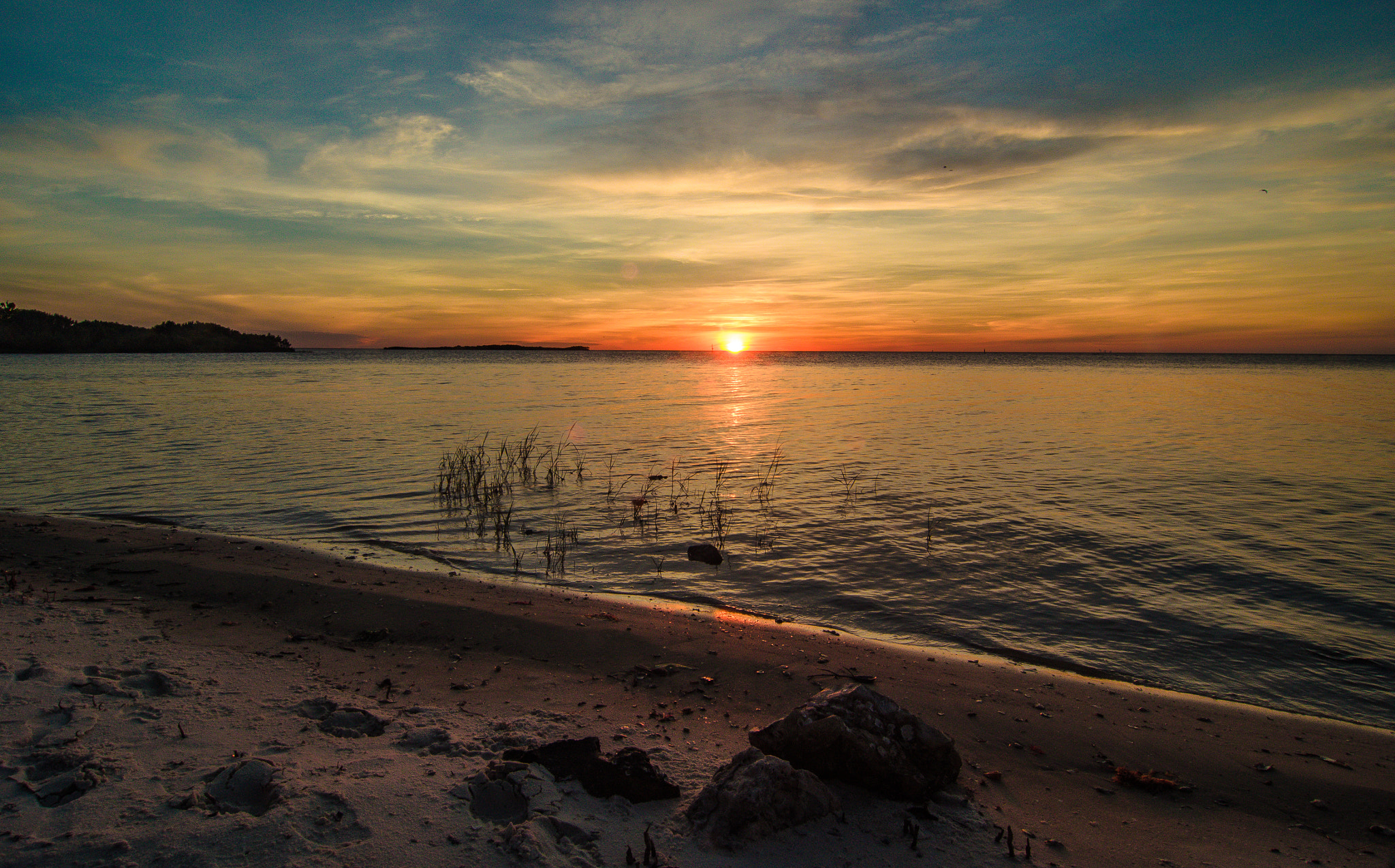 Tokina AT-X Pro 12-24mm F4 (IF) DX sample photo. Sunrise on the gulf photography