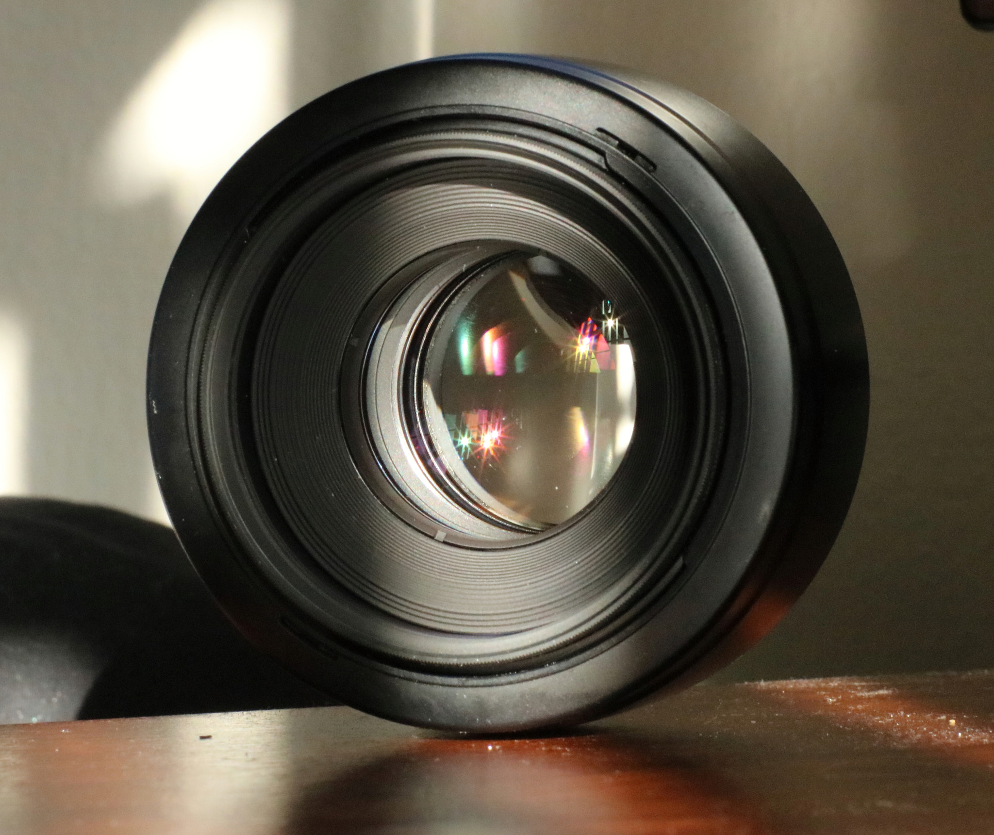 Canon EF 85mm F1.2L II USM sample photo. Lens reflections photography