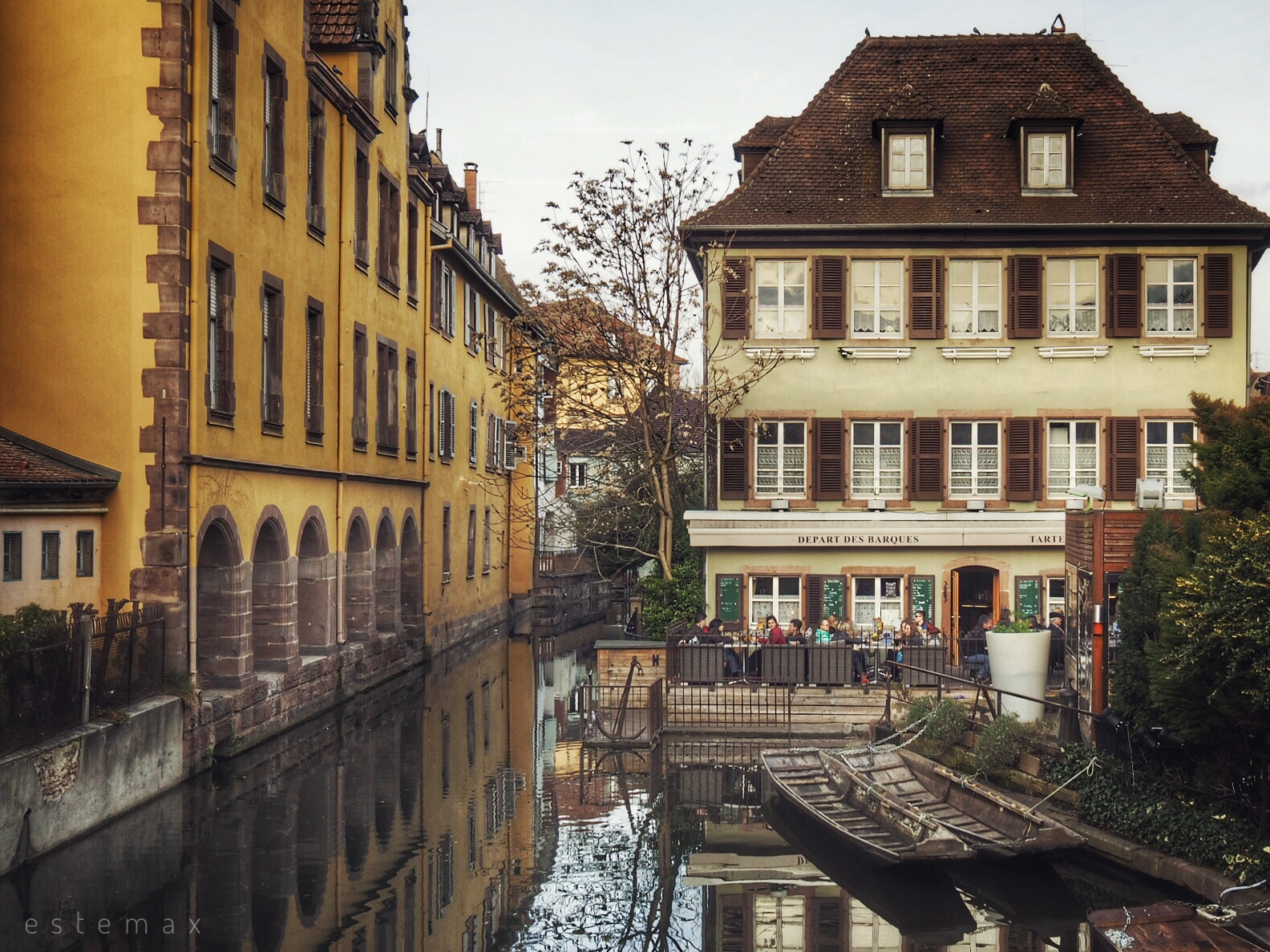 Olympus OM-D E-M1 + Olympus M.Zuiko Digital 17mm F1.8 sample photo. Détente à colmar photography