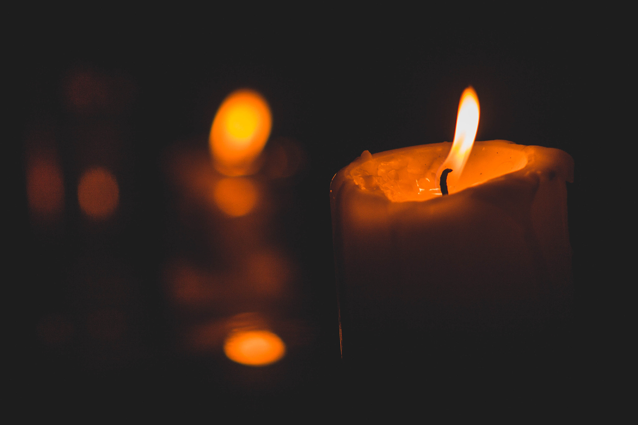 Canon EF 75-300mm f/4-5.6 USM sample photo. Candlelight photography