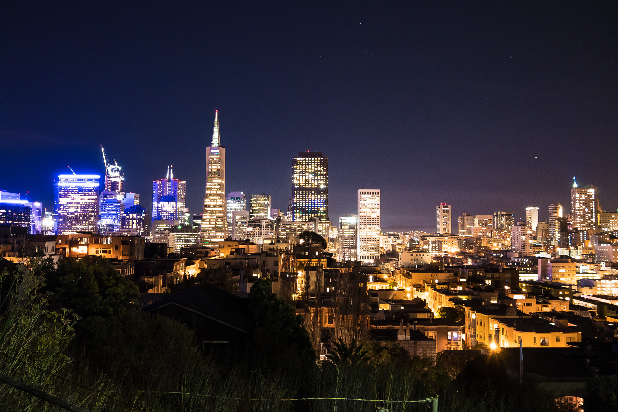 Panasonic Lumix DMC-GX85 (Lumix DMC-GX80 / Lumix DMC-GX7 Mark II) + LUMIX G VARIO PZ 14-42/F3.5-5.6 sample photo. San francisco night view photography