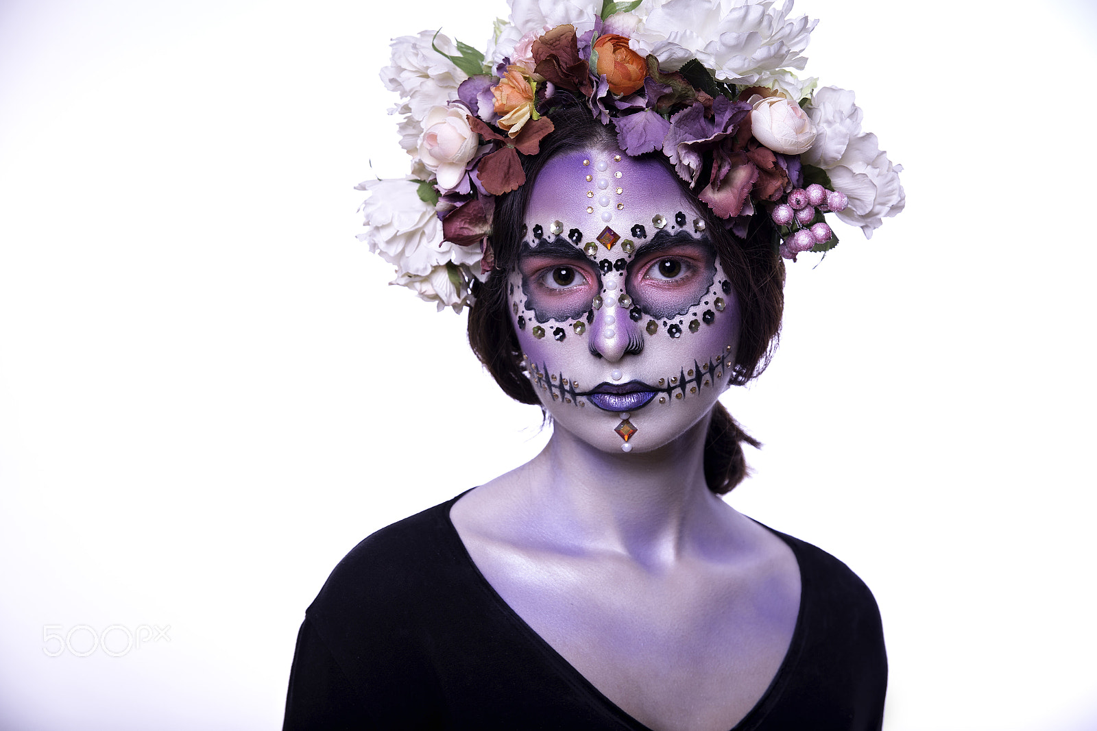 Canon EOS 6D + Canon EF 400mm f/2.8L sample photo. Halloween model with rhinestones and wreath of flowers photography