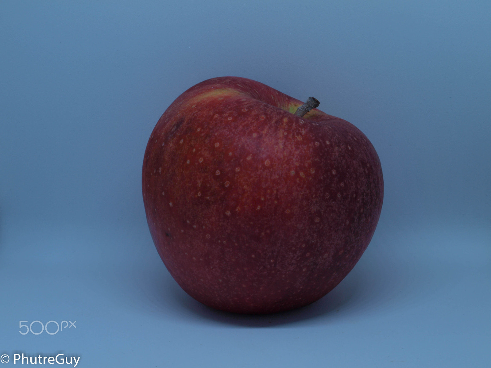 Olympus Zuiko Digital ED 40-150mm F4.0-5.6 sample photo. Apple photography