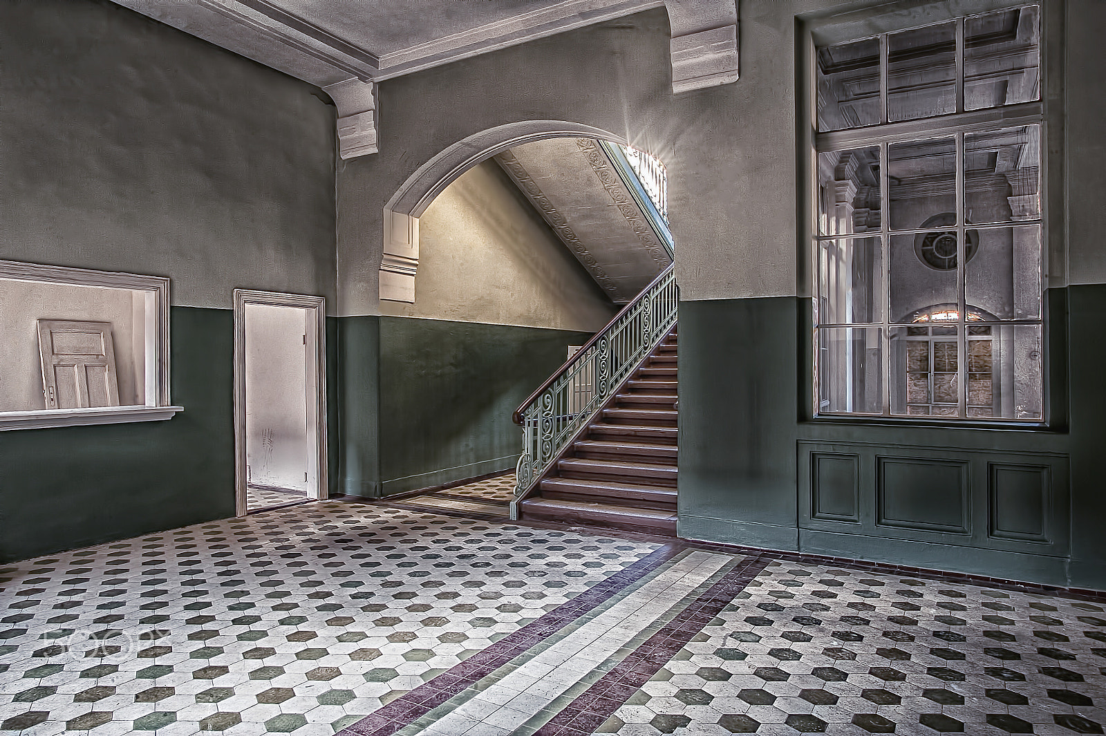 Nikon D700 + Sigma 17-35mm F2.8-4 EX DG  Aspherical HSM sample photo. Stairwell photography