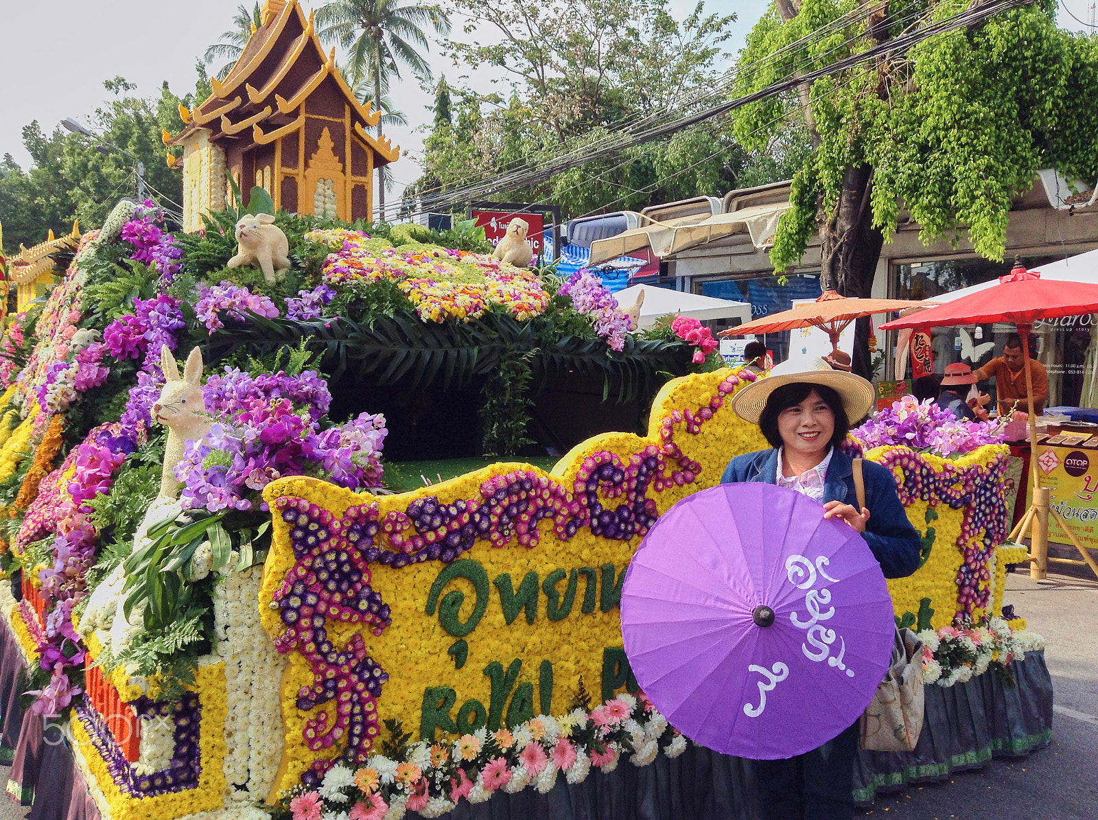 Apple iPad mini sample photo. Chiang mai, thailand - 7 february 2015: flower festival photography