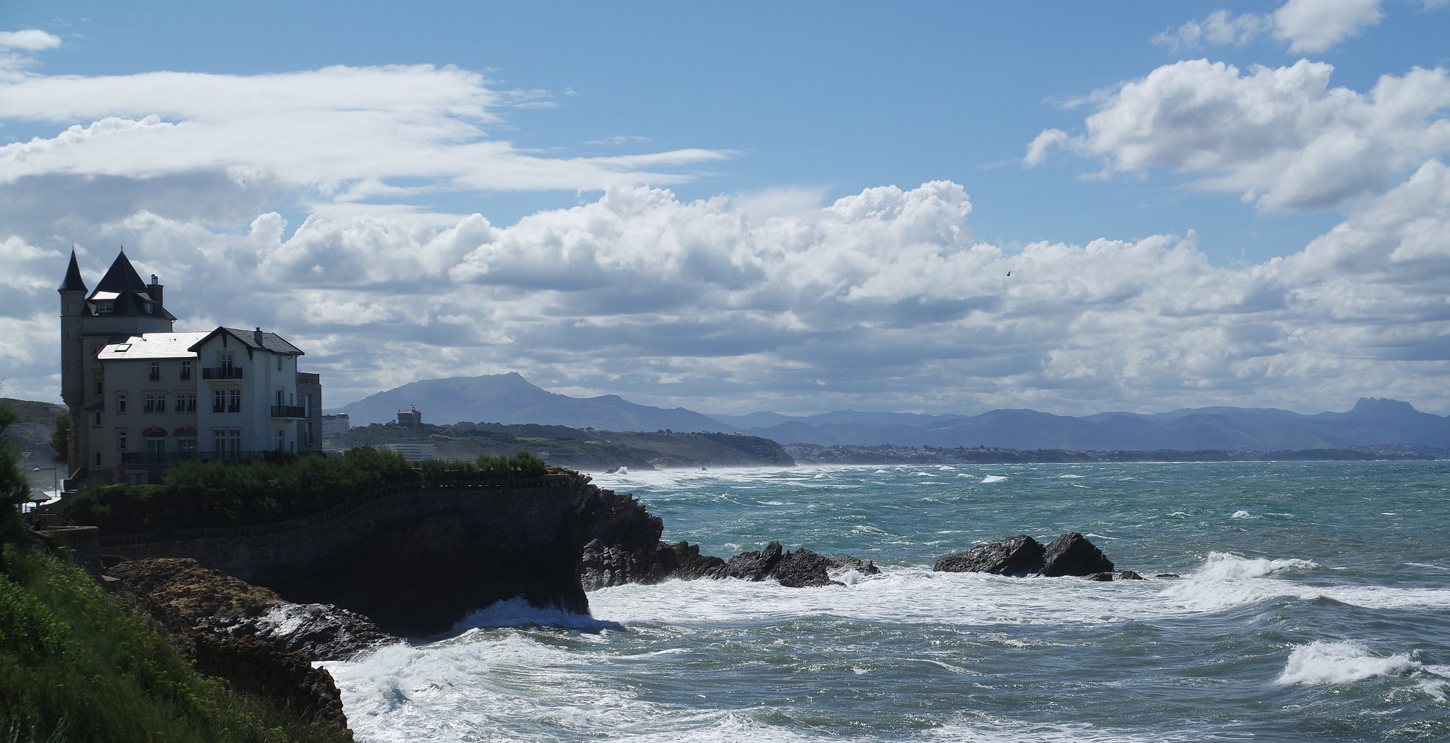 Samsung NX 16-50mm F3.5-5.6 Power Zoom ED OIS sample photo. Biarritz photography