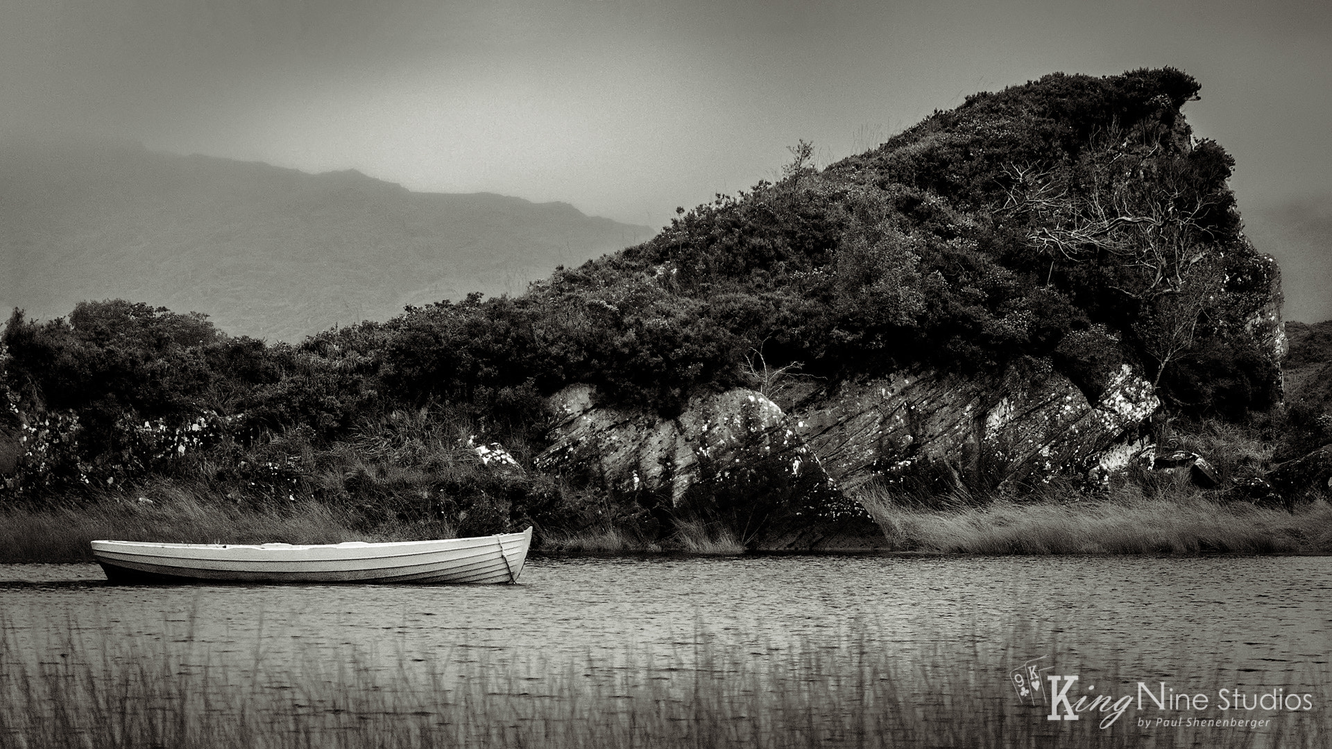 Olympus OM-D E-M5 sample photo. Row boat in fog - killarney photography
