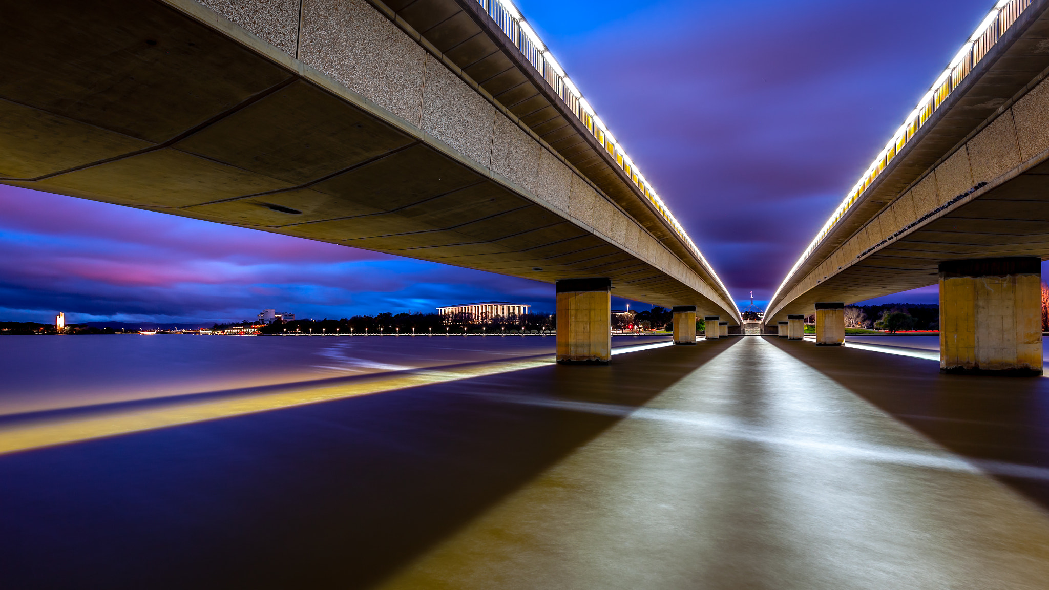 Canon EF 16-35mm F4L IS USM sample photo. Commonwealth ave, canberra, twin bridges at night photography