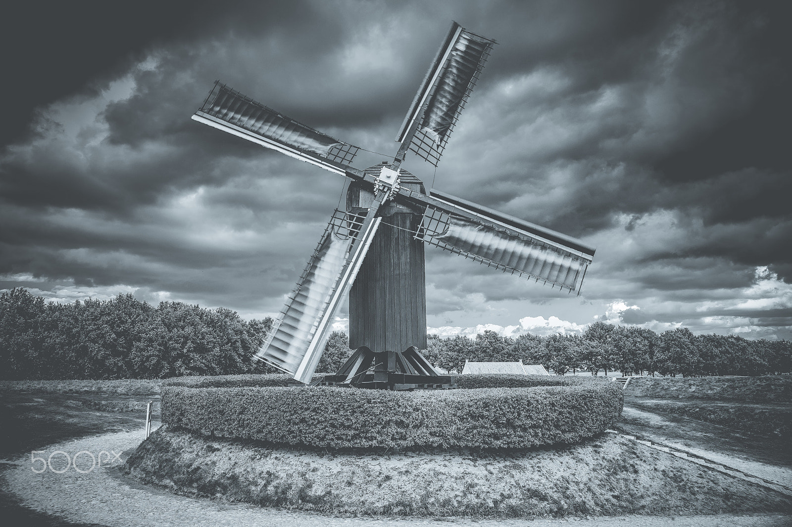 Sony Alpha DSLR-A900 sample photo. Old windmill in action at dutch landscape photography