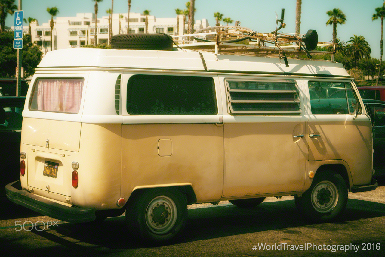 Sony a99 II sample photo. Volkswagen van at venice beach photography