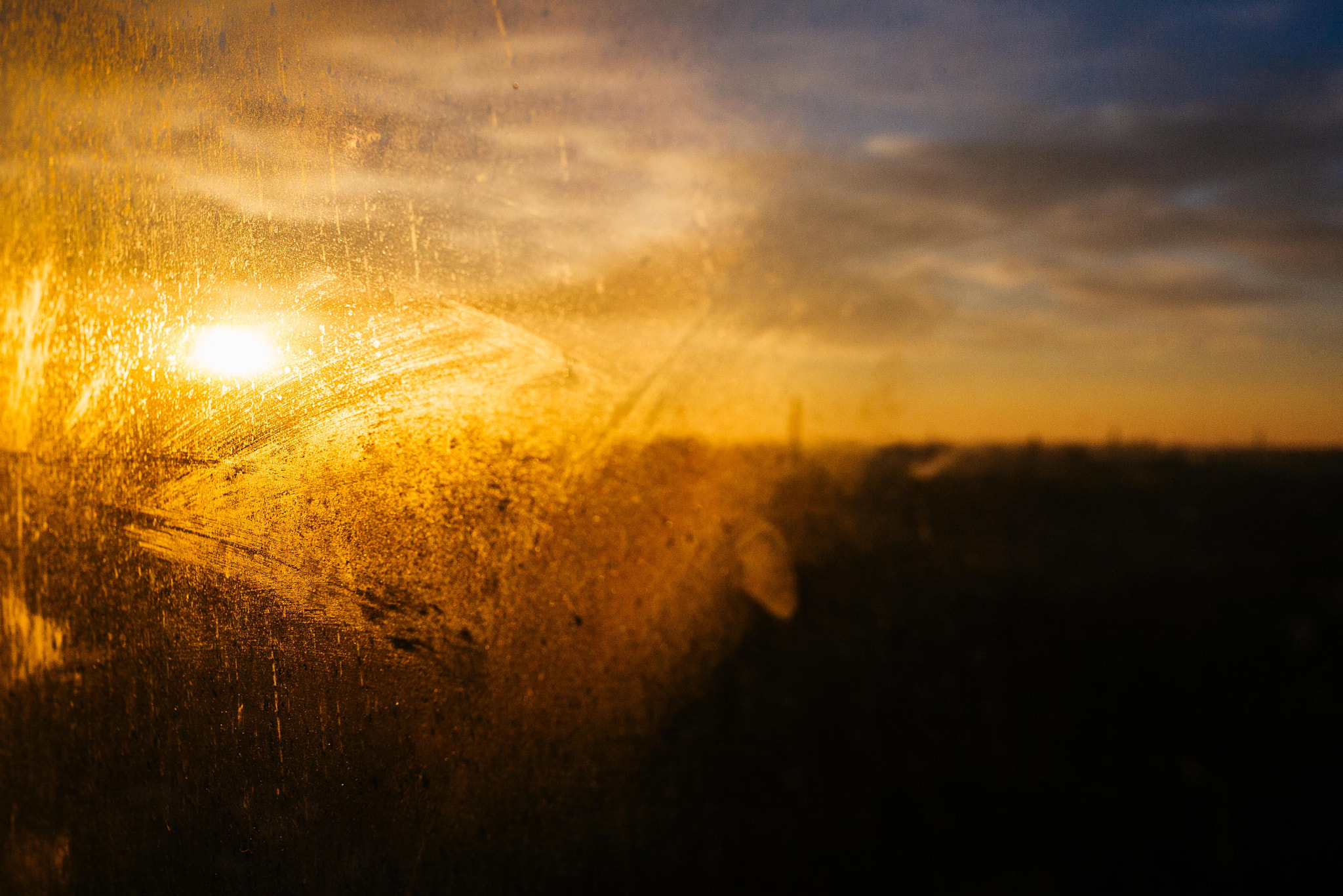 Canon EOS 5D + Canon EF 35mm F2 sample photo. Morning breath photography