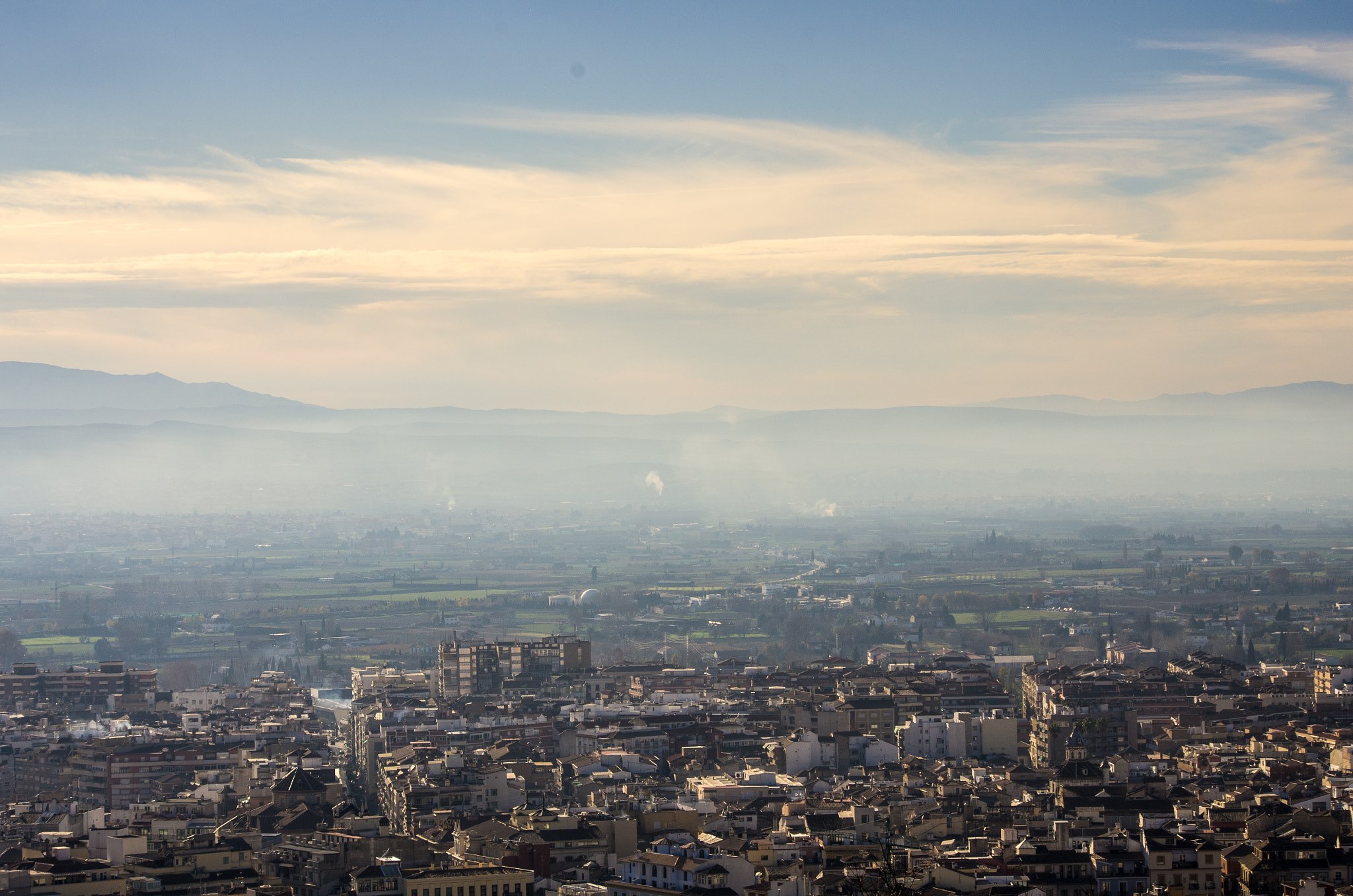 Pentax K-5 sample photo. Fog in granada photography