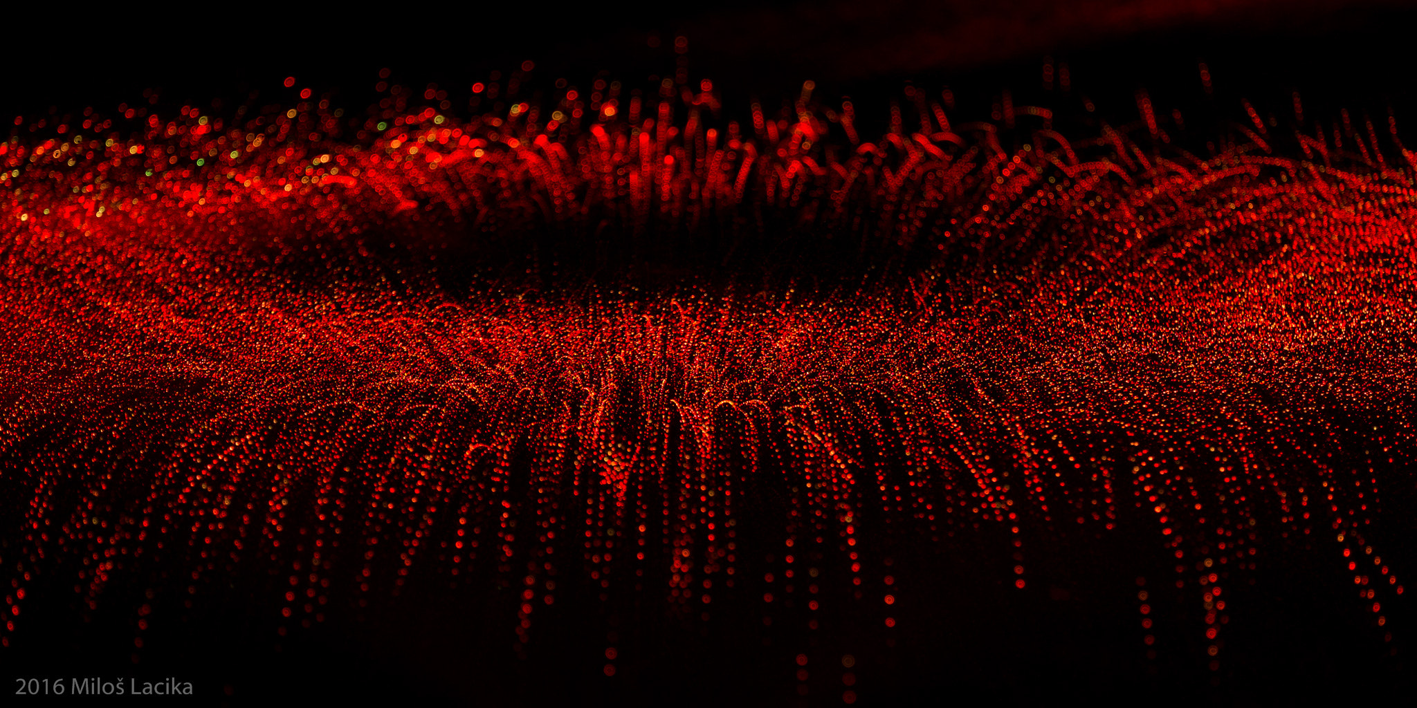 Fujifilm X-Pro1 + Fujifilm XF 55-200mm F3.5-4.8 R LM OIS sample photo. Red water photography