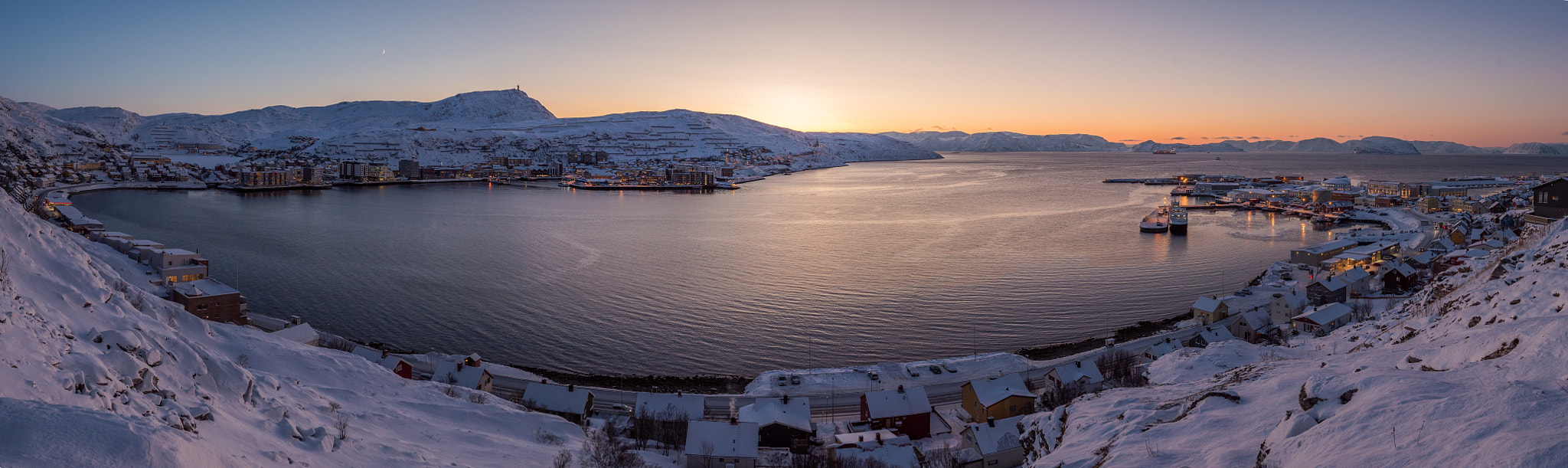 Sony a7S sample photo. Panorama hammerfest photography