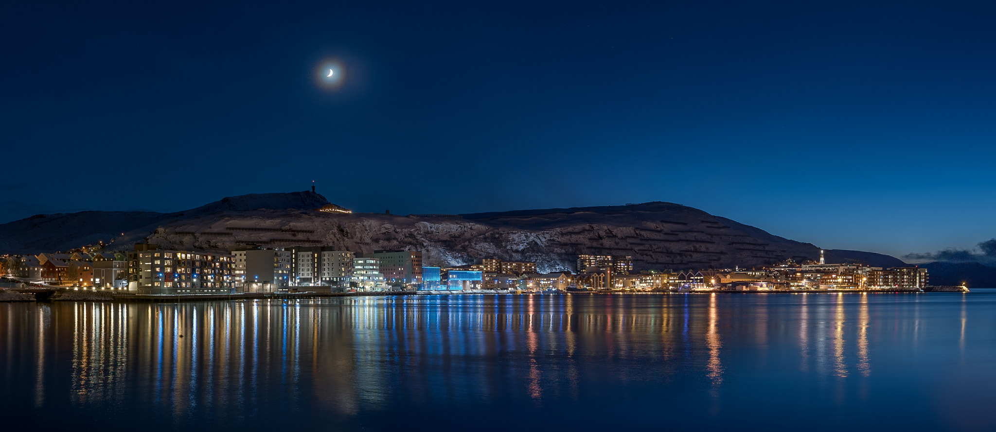 Sony a7S sample photo. Panorama hammerfest photography