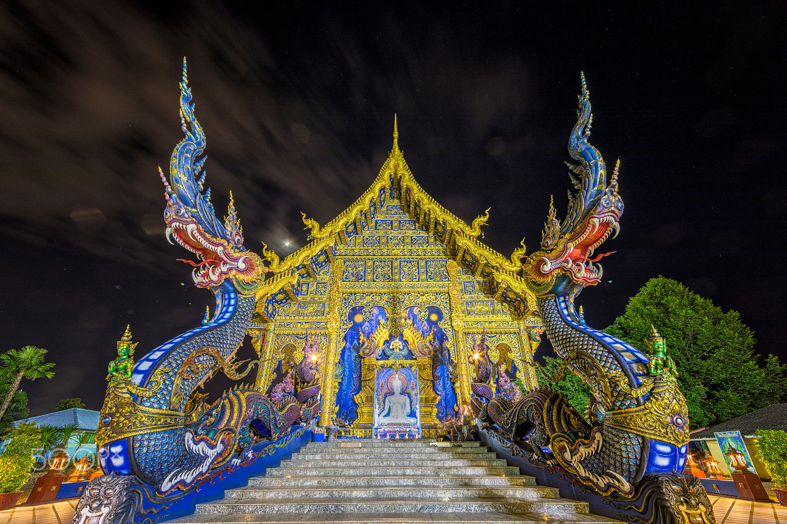Canon EF 14mm F2.8L II USM sample photo. Wat rong sua ten photography