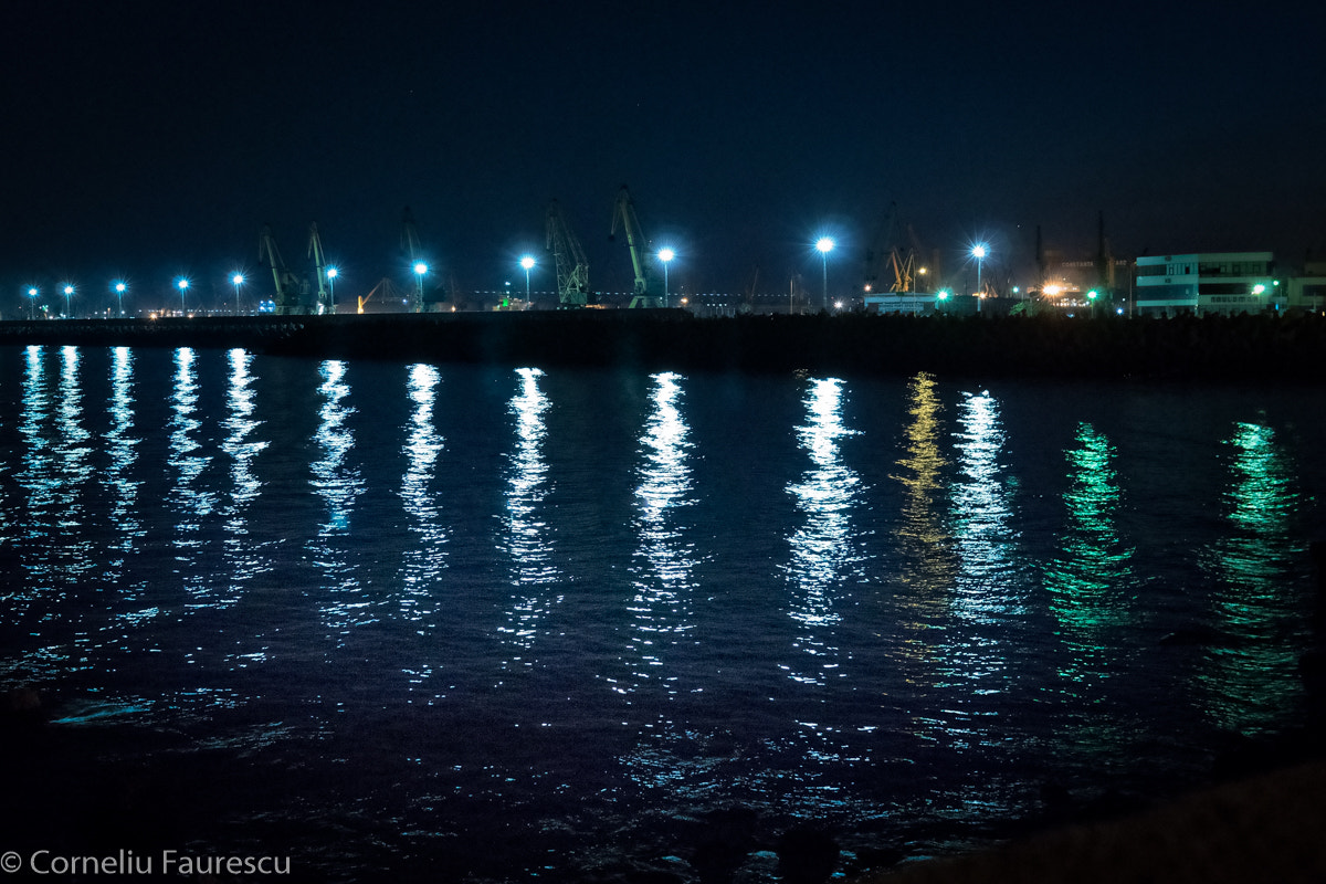 Panasonic Lumix DMC-G5 + Panasonic Lumix G 20mm F1.7 ASPH sample photo. Night reflections photography