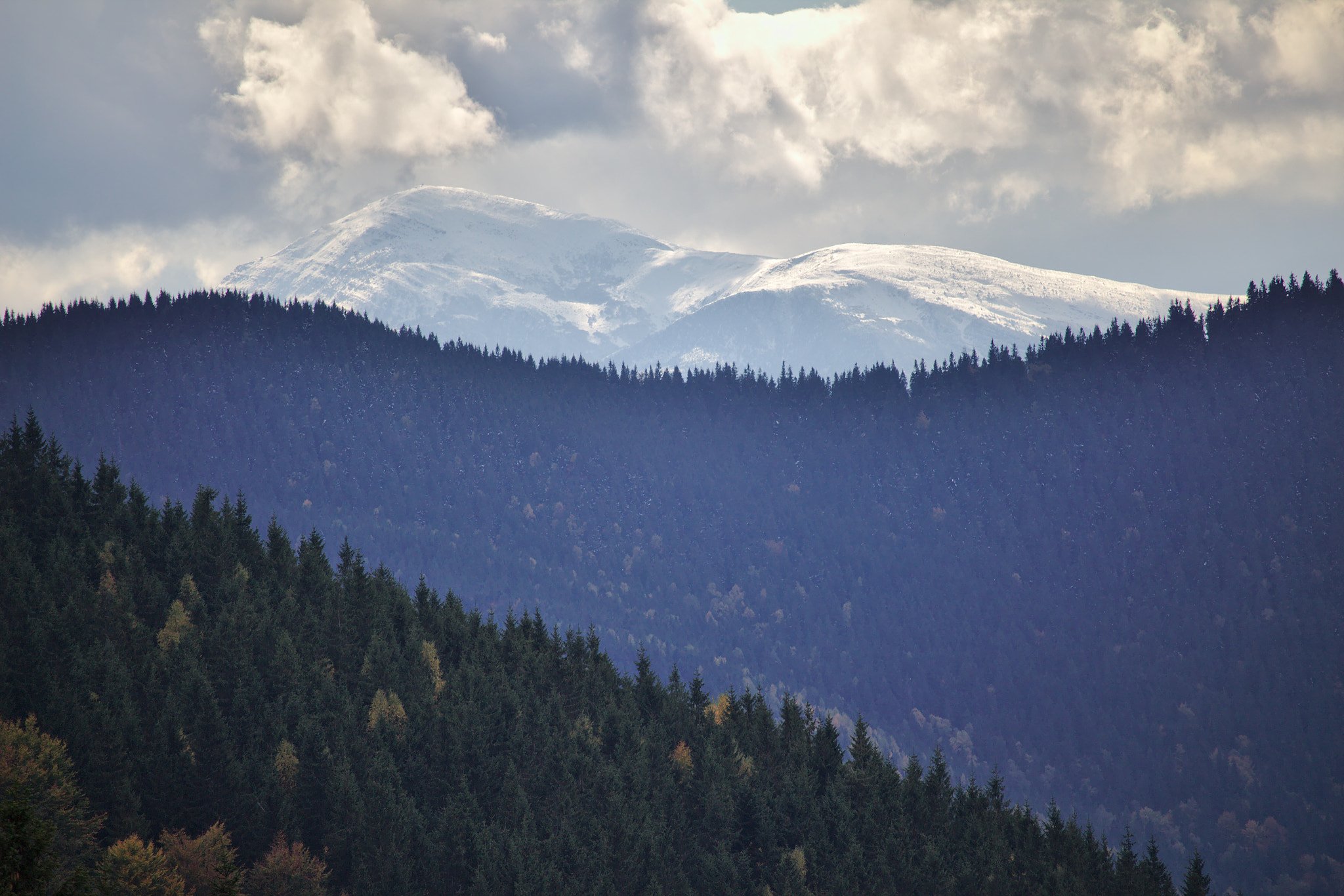 Canon EF-S 55-250mm F4-5.6 IS STM sample photo. First snow #2 photography