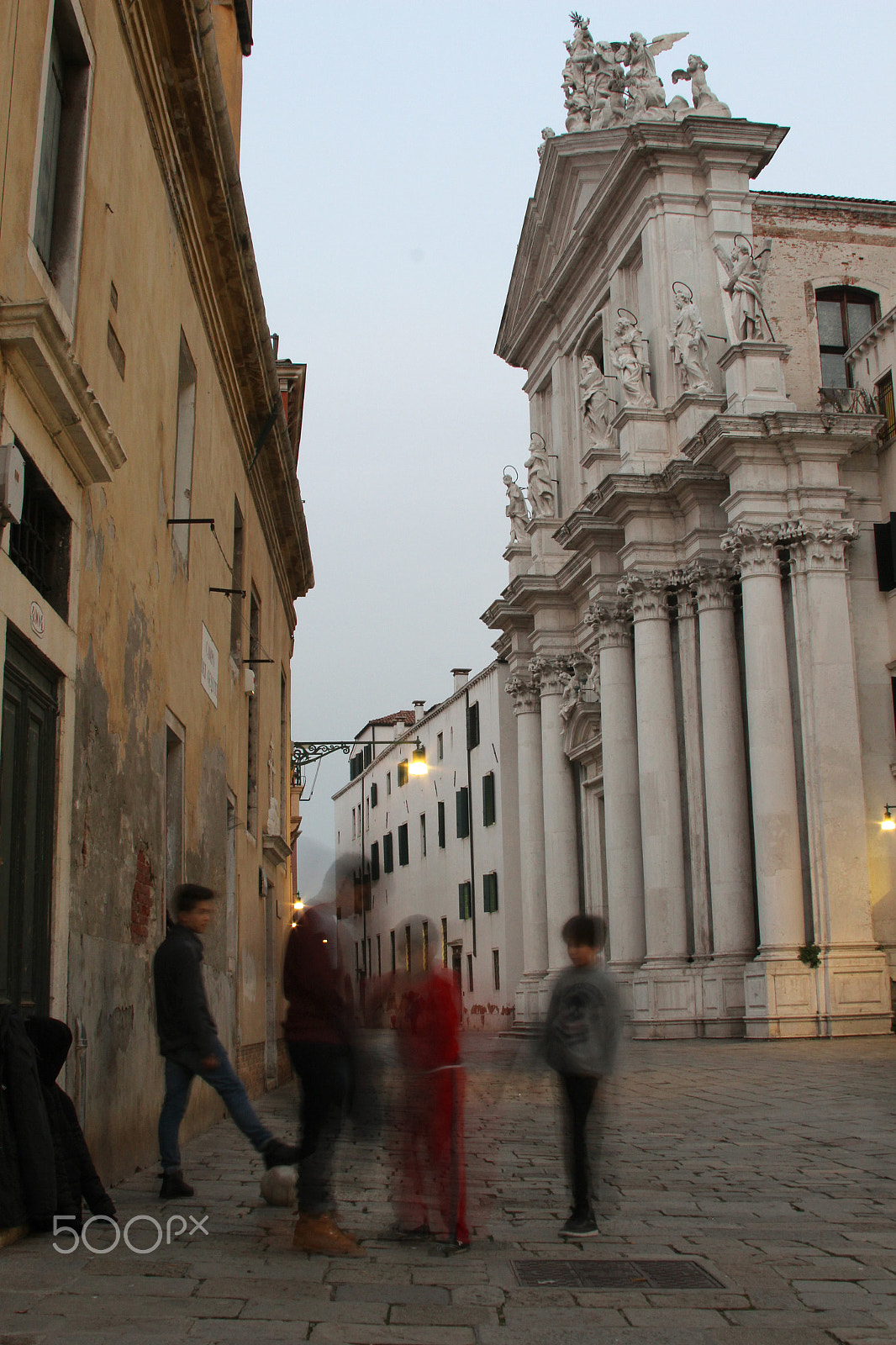 Canon EF 28-135mm F3.5-5.6 IS USM sample photo. Chiesa dei gesuiti venice photography