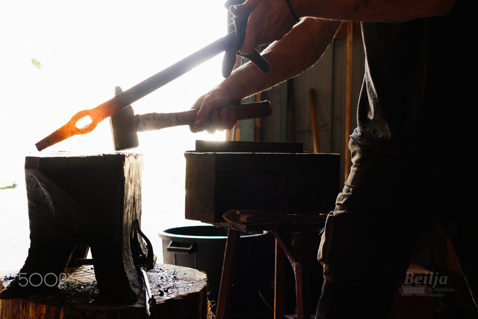Canon EF 28mm F2.8 IS USM sample photo. Ferronerie photography