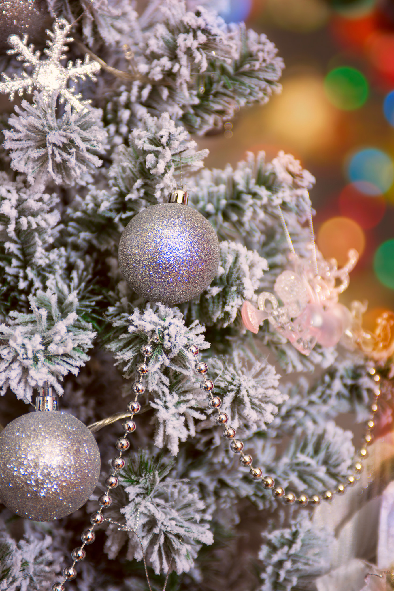 Nikon AF-S Nikkor 28-70mm F2.8 ED-IF sample photo. Christmas tree closeup photography