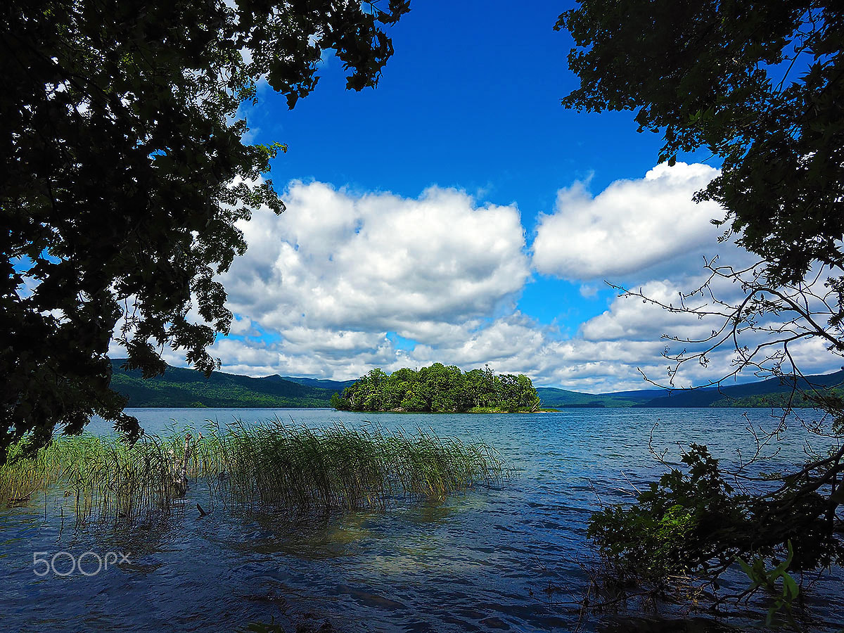 Olympus OM-D E-M1 + Panasonic Lumix G Vario 7-14mm F4 ASPH sample photo. Akan lake photography