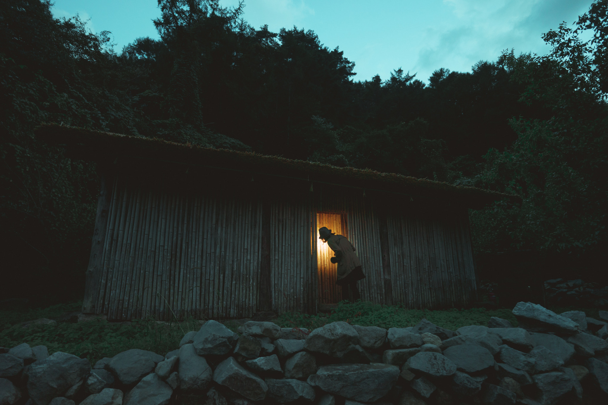 Sony a7 sample photo. Hut at the end of the dirt road photography