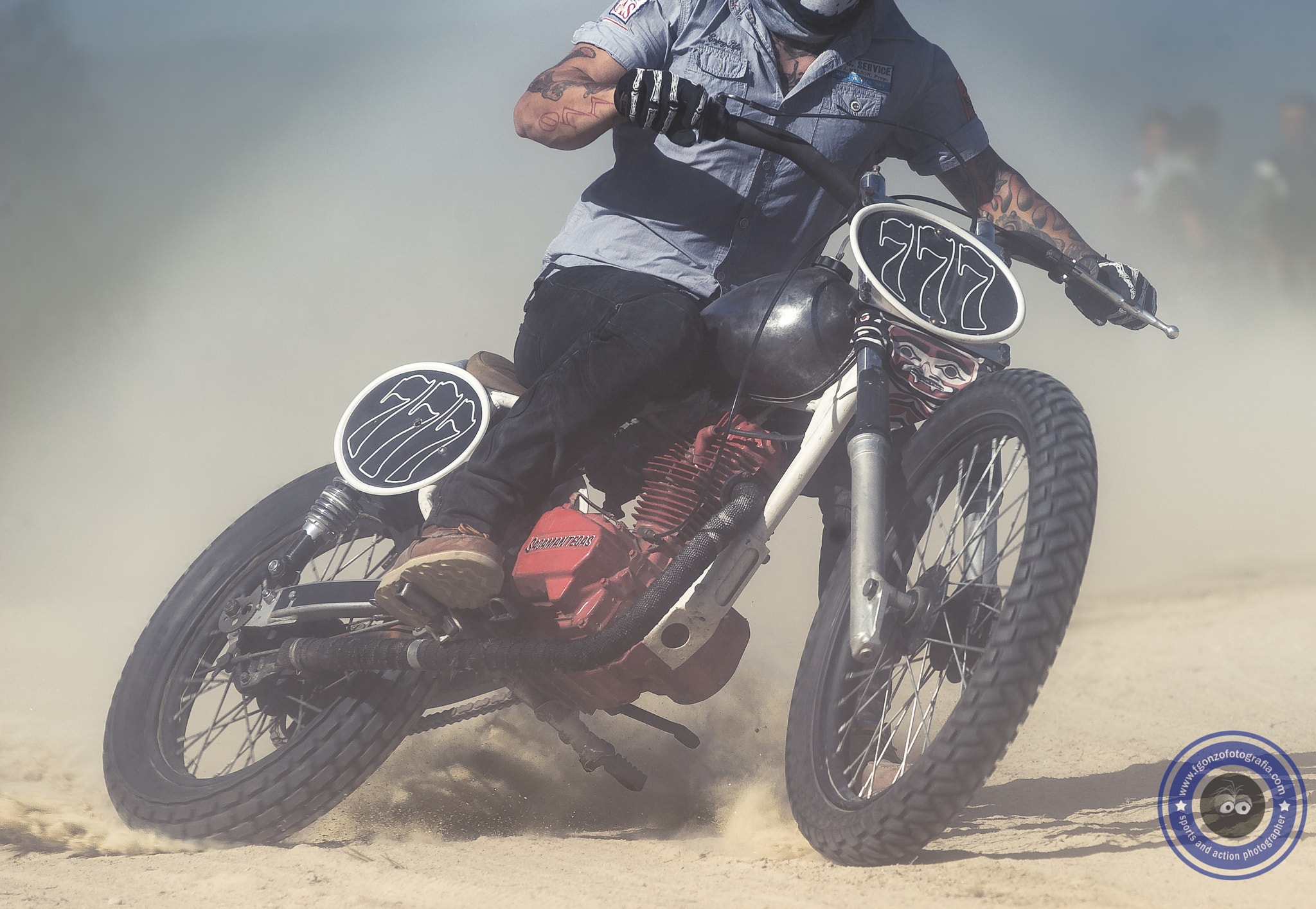 Nikon AF-Nikkor 80-200mm F2.8D ED sample photo. Dirt track el rosario, photography