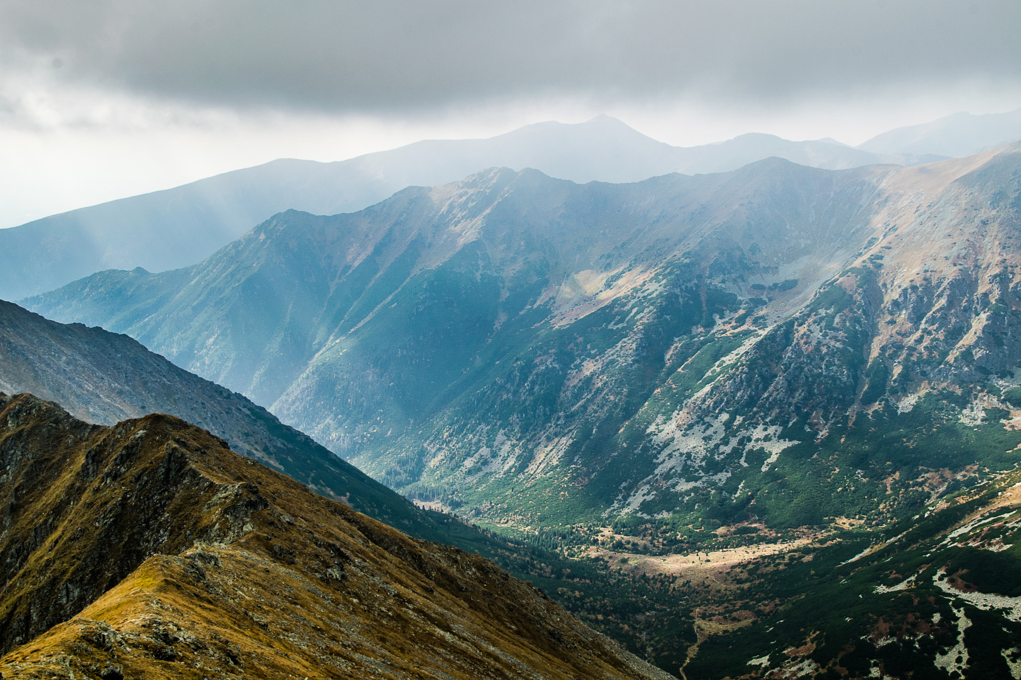 Nikon D5300 + Sigma 18-200mm F3.5-6.3 DC OS HSM sample photo. High tatras photography