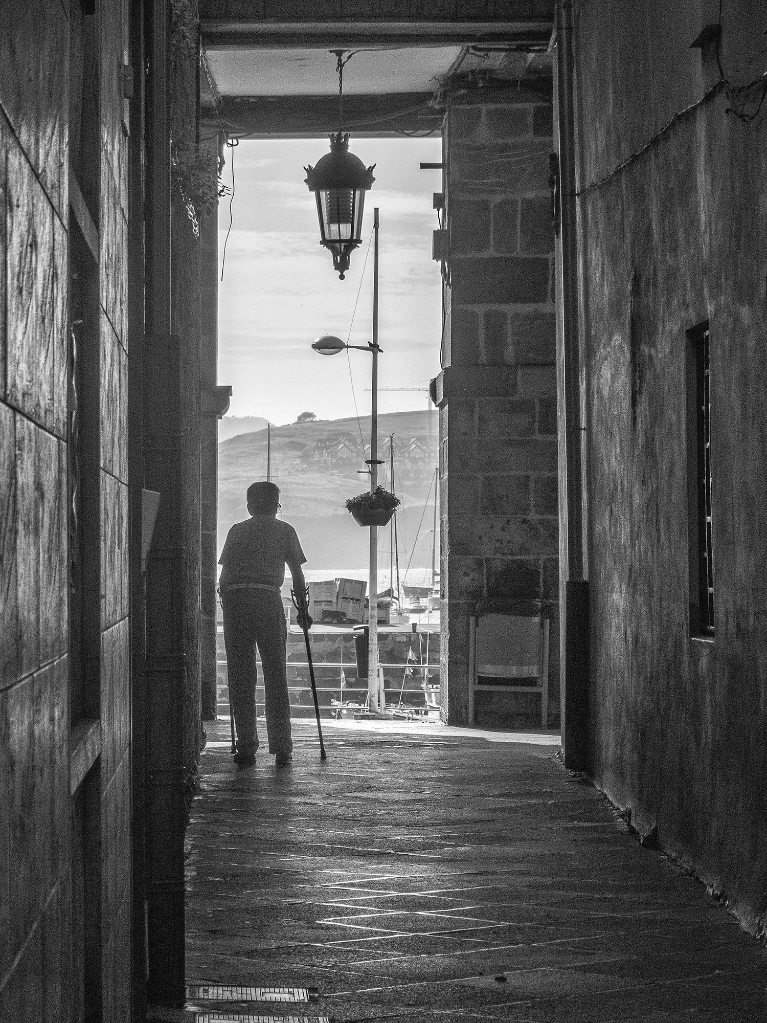 Olympus SH-2 sample photo. El callejón al mar photography