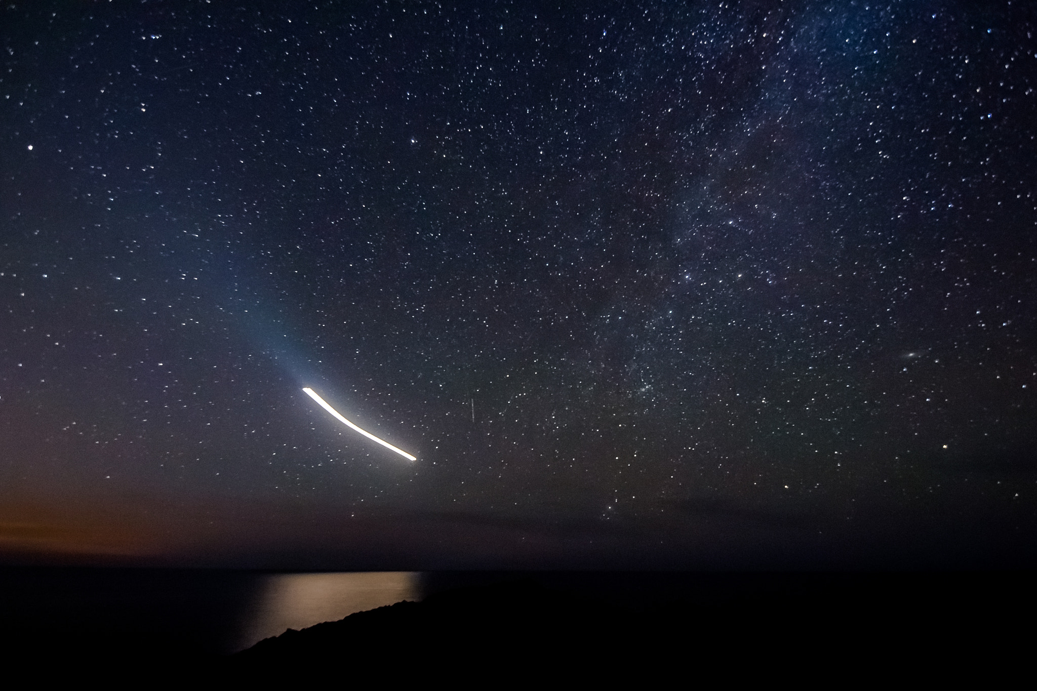 Canon EOS 100D (EOS Rebel SL1 / EOS Kiss X7) sample photo. A lonely plane in the middle of the night photography