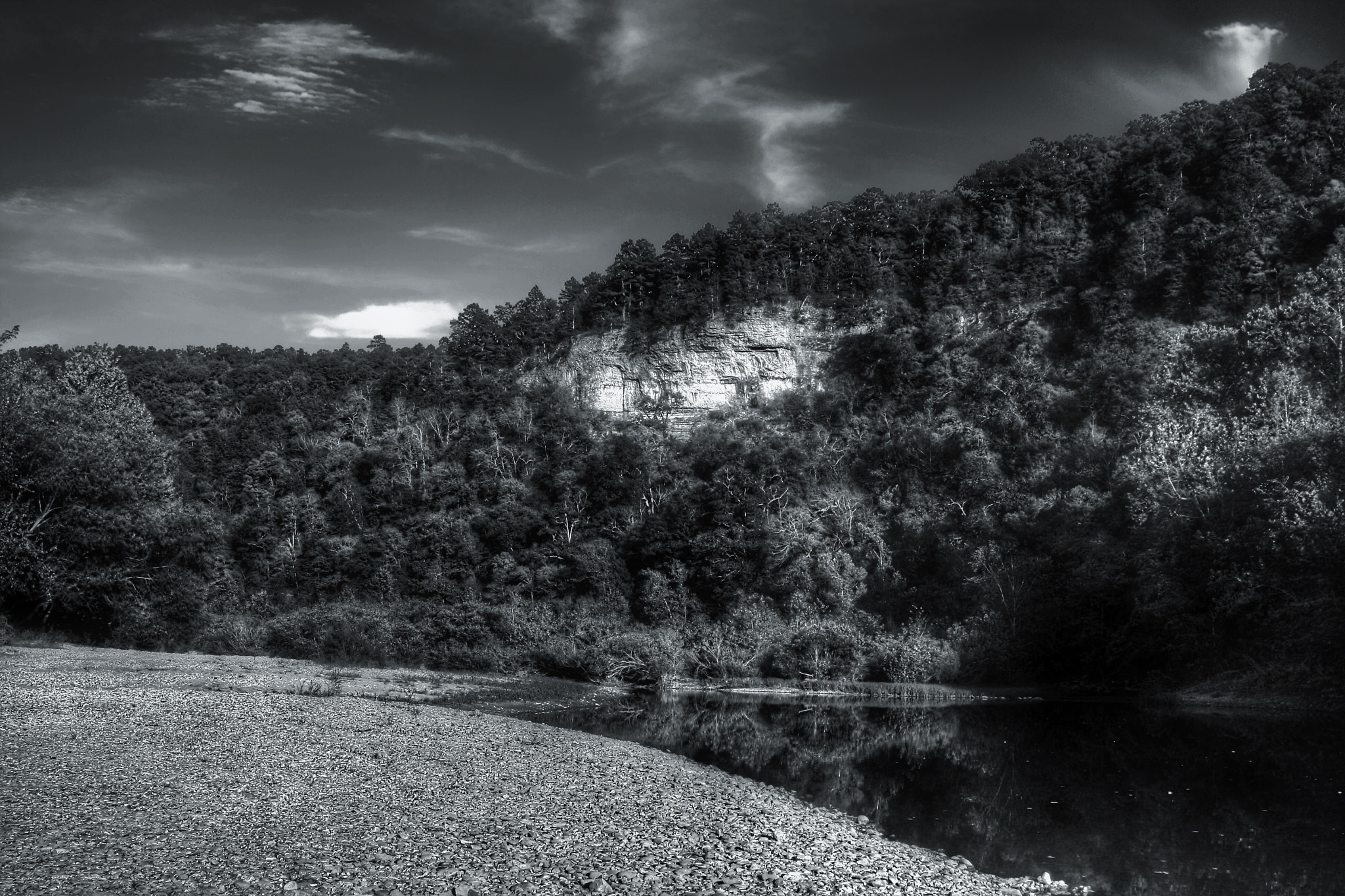 Tamron AF 28-200mm F3.8-5.6 XR Di Aspherical (IF) Macro sample photo. Banks of the buffalo river photography