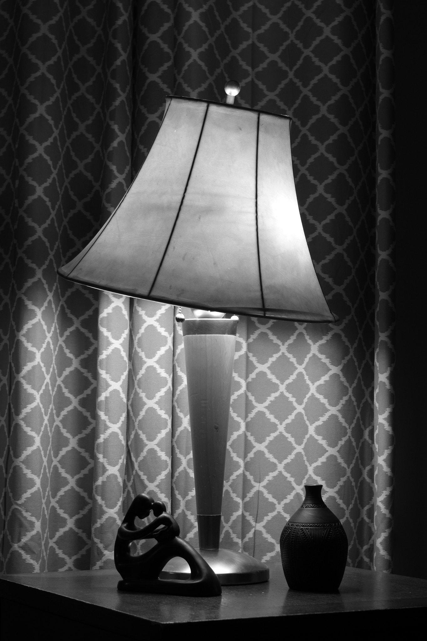 Pentax K-S2 sample photo. Lamp still life photography