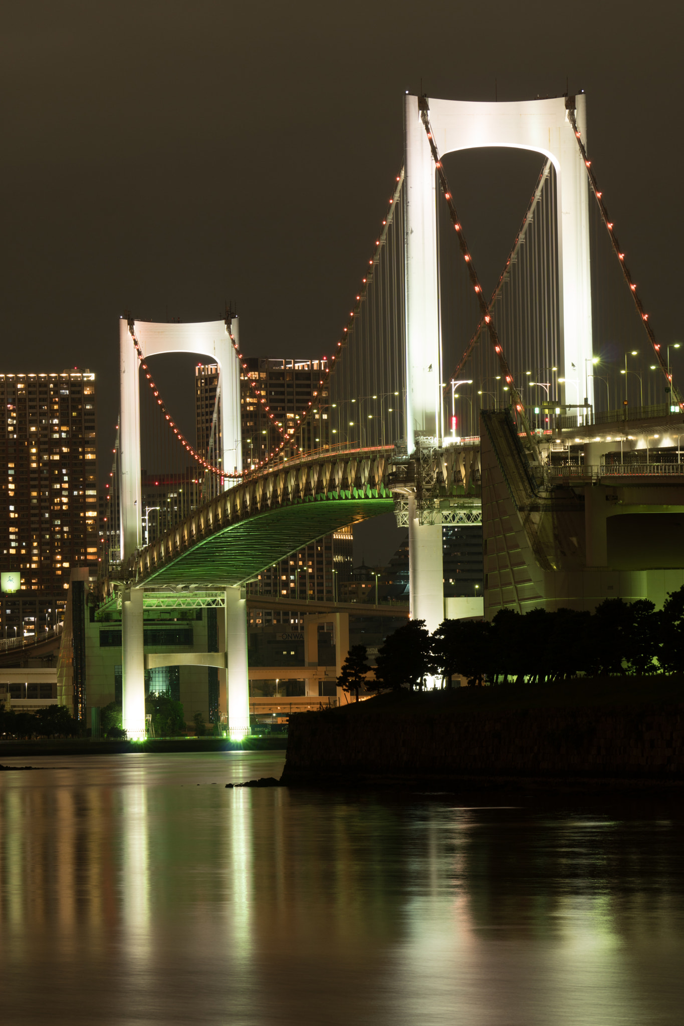 Sony a6300 + Sony FE 70-200mm F4 G OSS sample photo. Rainbow bridge photography