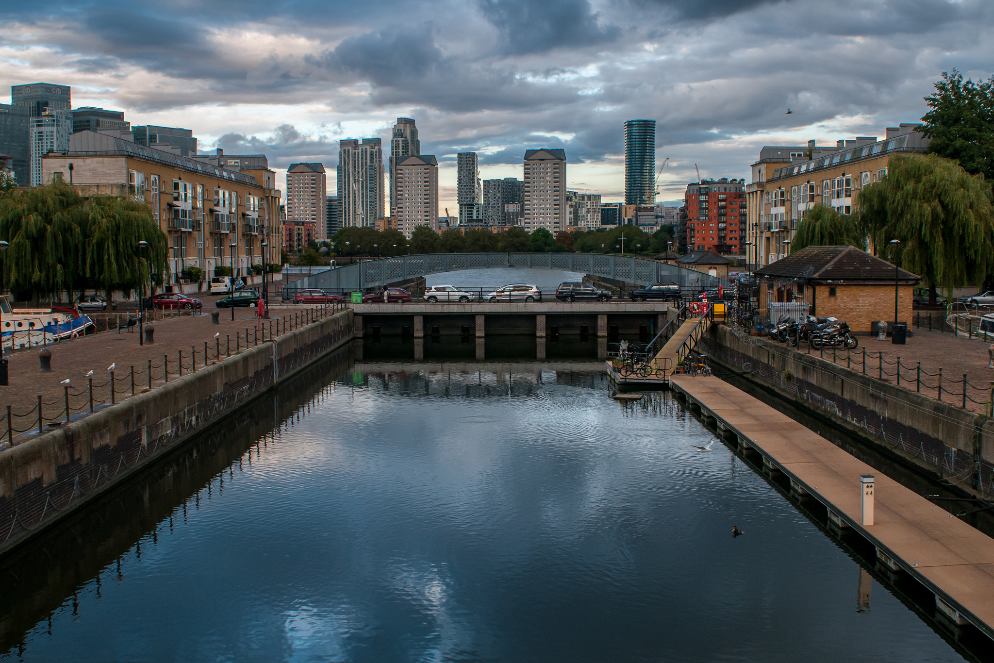 AF Zoom-Nikkor 28-85mm f/3.5-4.5 sample photo. Greenland dock, london photography