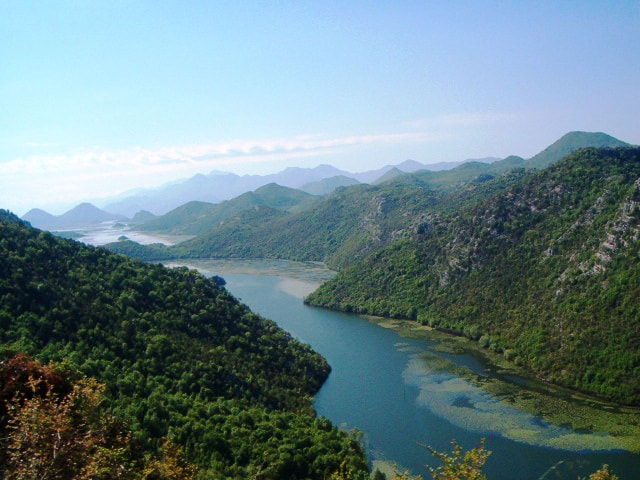 HP PHOTOSMART 735 sample photo. Beauties of montenegro -  river crnojevića photography