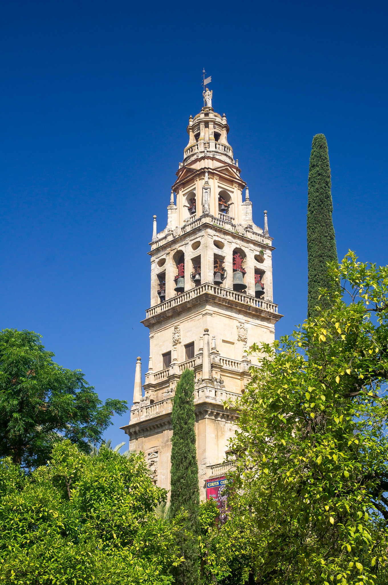 Sony Alpha DSLR-A580 + Tamron SP 24-70mm F2.8 Di VC USD sample photo. Cordoba's bell tower photography