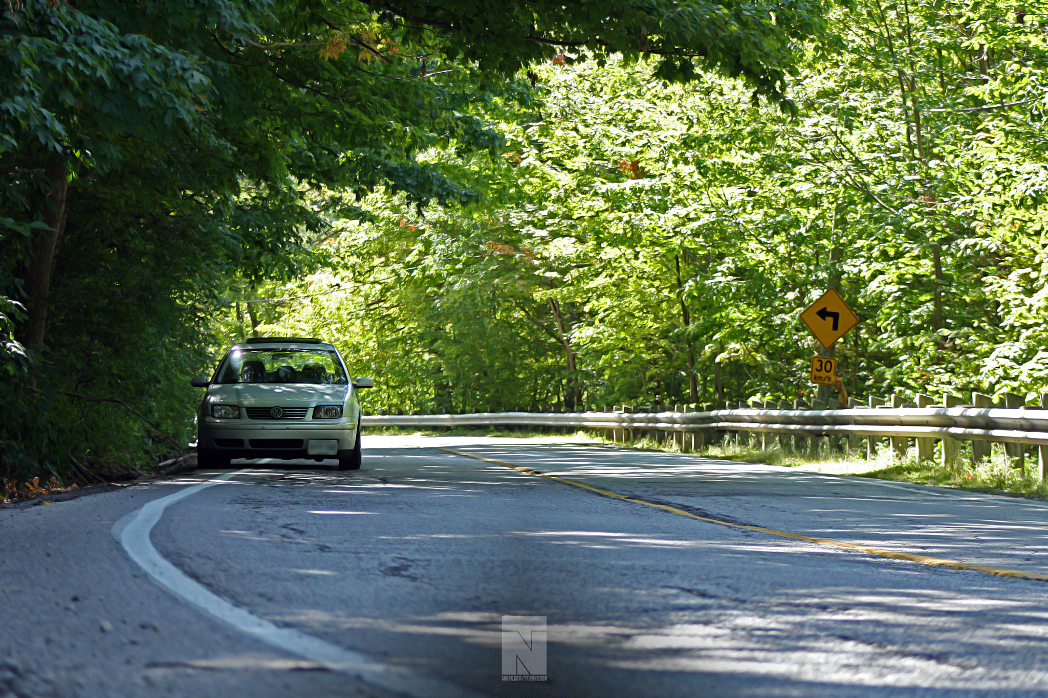 Canon EF 75-300mm f/4-5.6 USM sample photo. Jetta 1.8t 10 photography